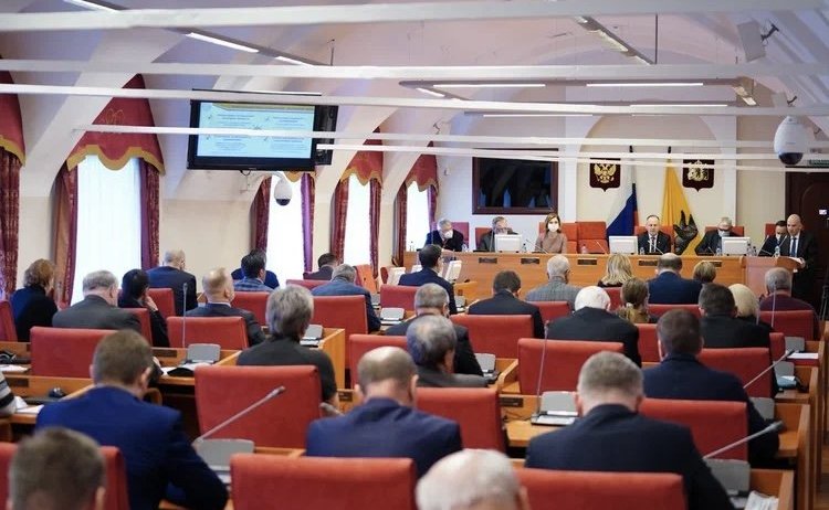 Наталия Косихина приняла участие в совещании, посвящённом мерам стабилизации экономики, реализующимся в регионе