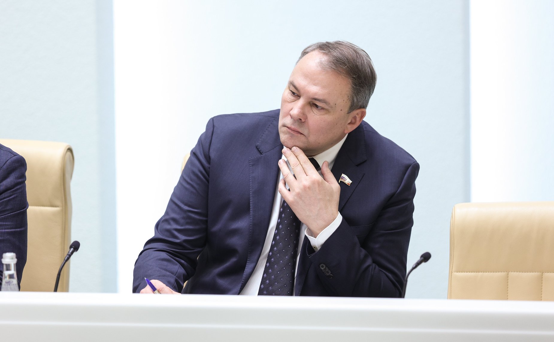 Пленарное заседание ХII Рождественских парламентских встреч