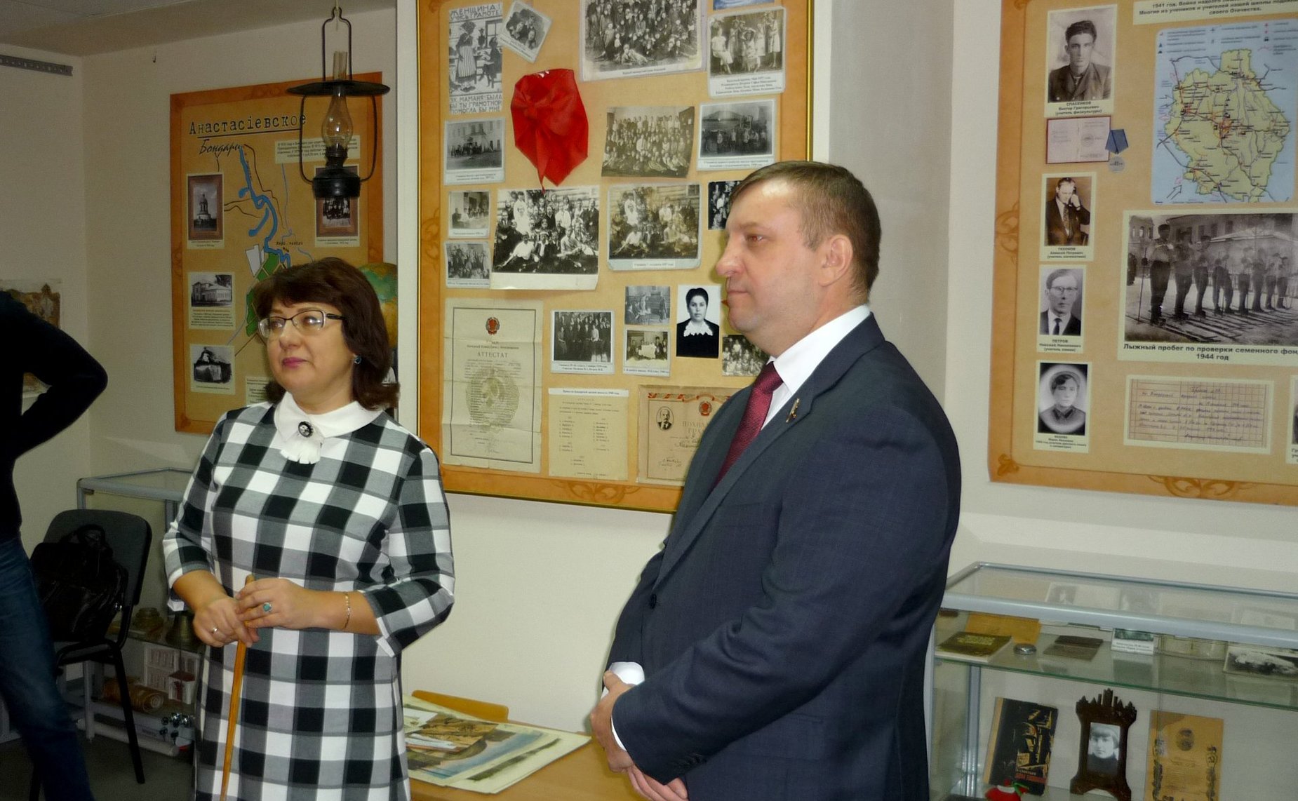 Алексей Кондратьев встретился с учителями и воспитанниками Бондарской средней школы