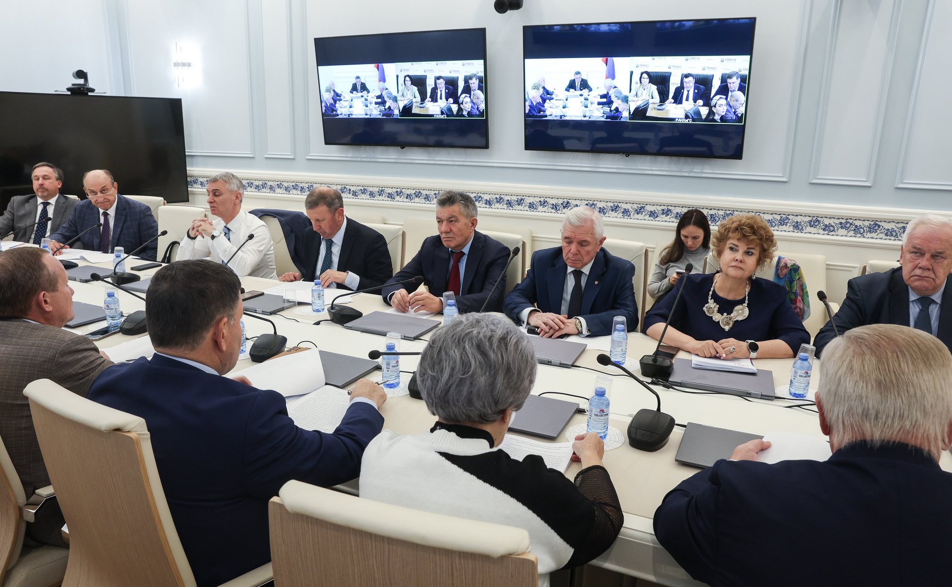 Комитет СФ по Регламенту и организации парламентской деятельности провел совещание на тему «Использование инструментов цифровизации при профилактике коррупционных нарушений и использование искусственного интеллекта в сфере противодействия коррупции»