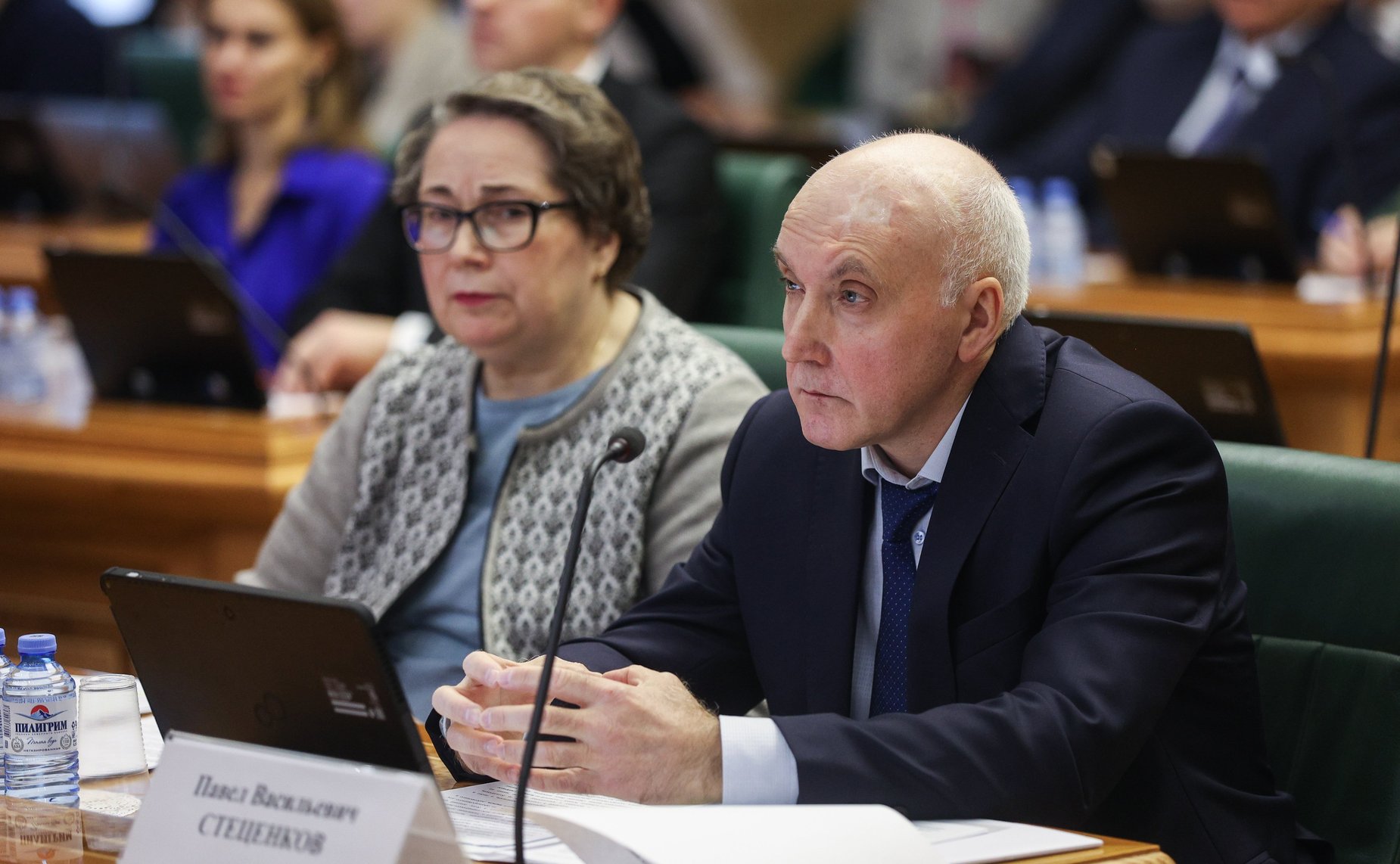 Семинар для помощников сенаторов РФ по работе в СФ, работающих по срочному служебному контракту или по срочному трудовому договорю, по вопросам обеспечения деятельности сенаторов РФ совместно с Управлением государственной службы и кадров Аппарата СФ