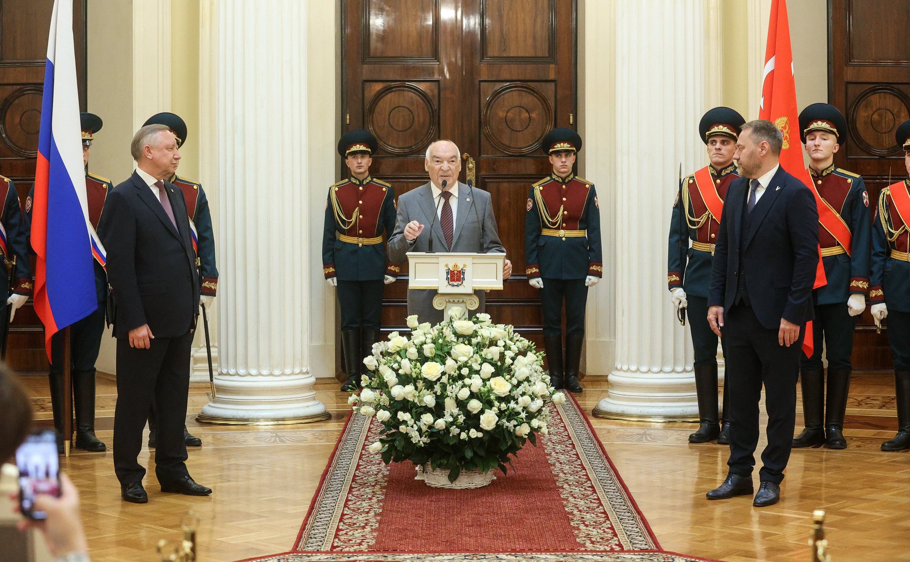 Валентина Матвиенко приняла участие в торжественной церемонии вручения знаков отличия лицам, удостоенным звания «Почетный гражданин Санкт-Петербурга» в 2024 году