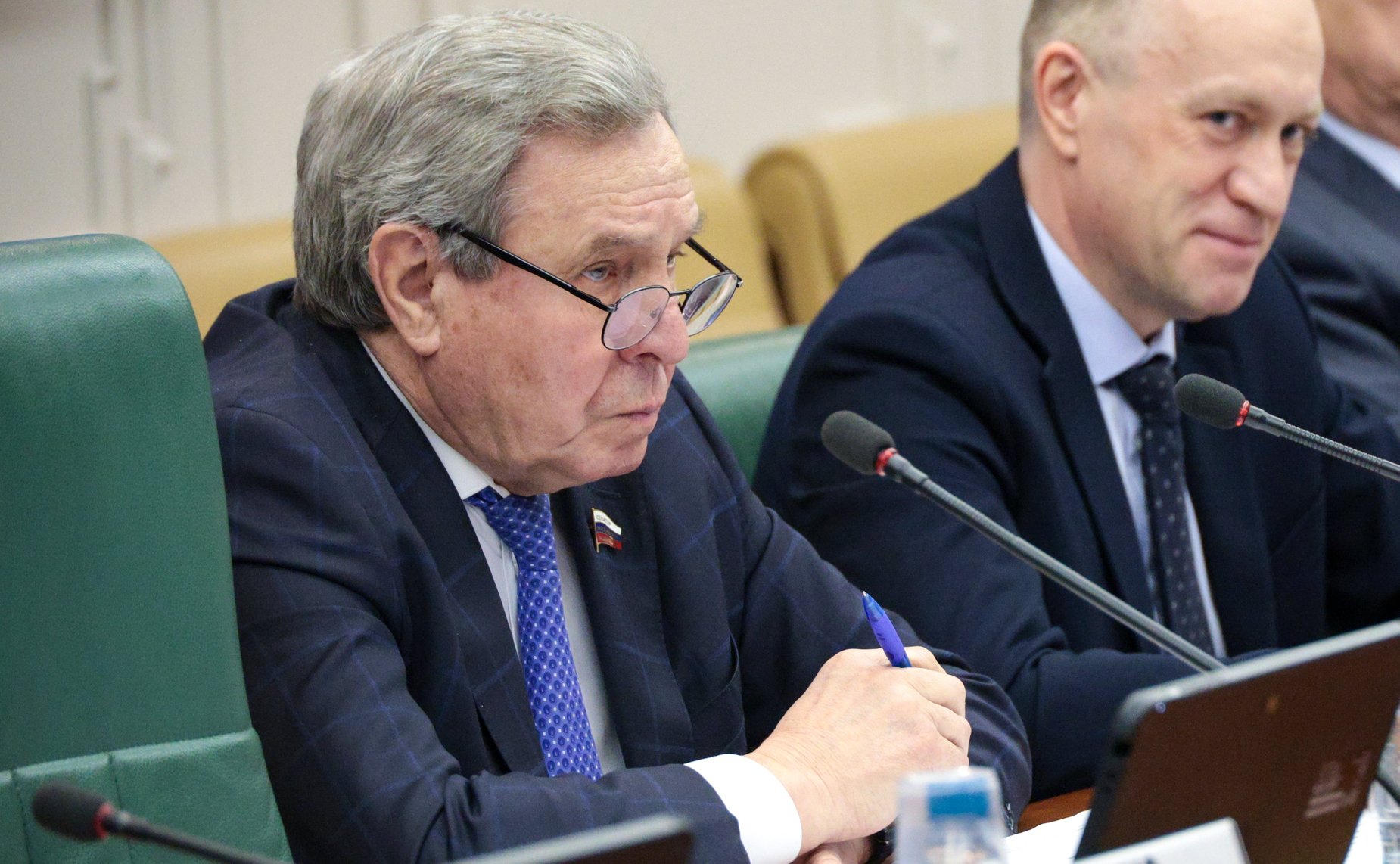 Круглый стол на тему «О реализации проектов по строительству индивидуальных жилых домов по договорам строительного подряда с использованием счетов эскроу»