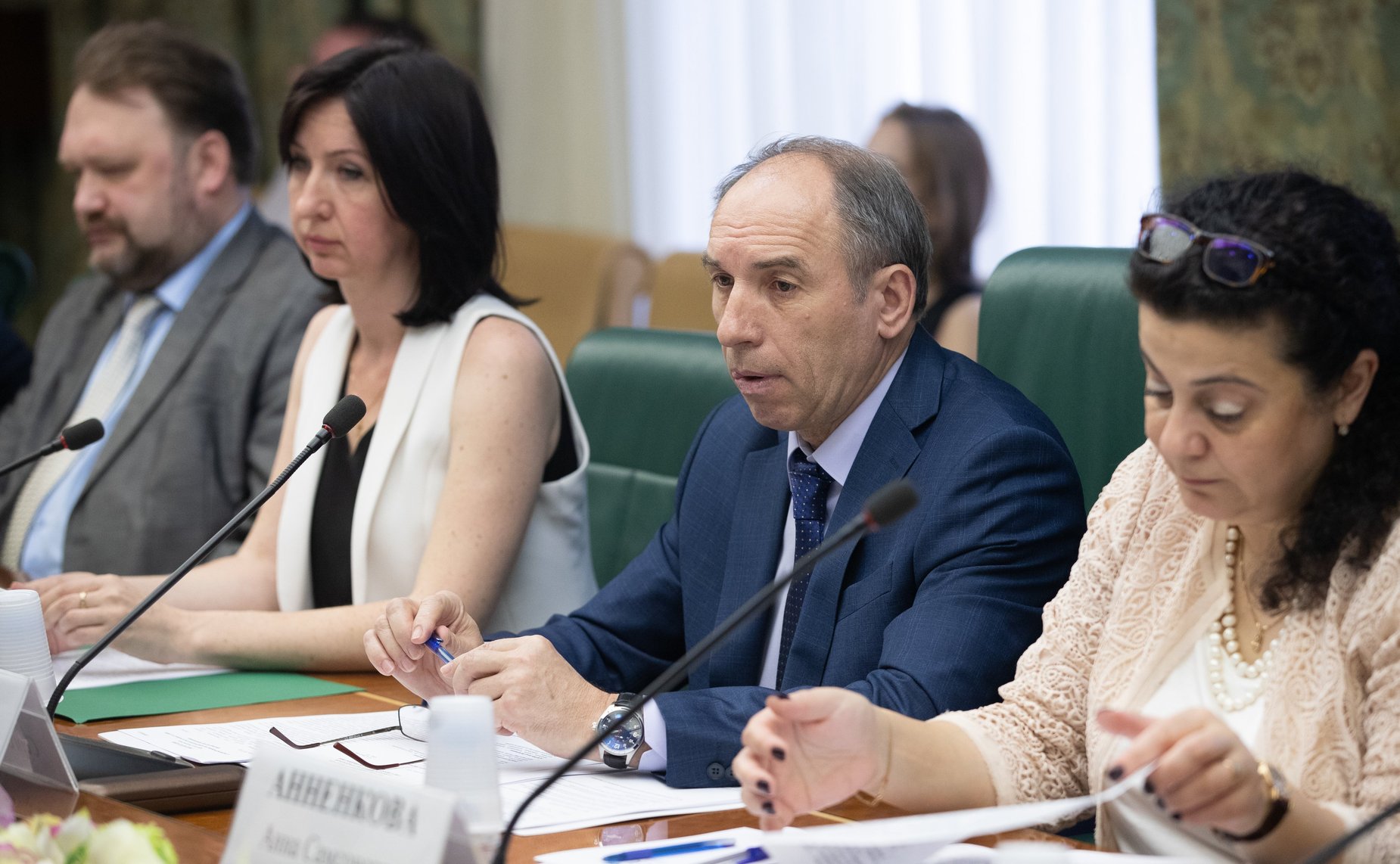 «Круглый стол» Комитета СФ по конституционному законодательству и государственному строительству