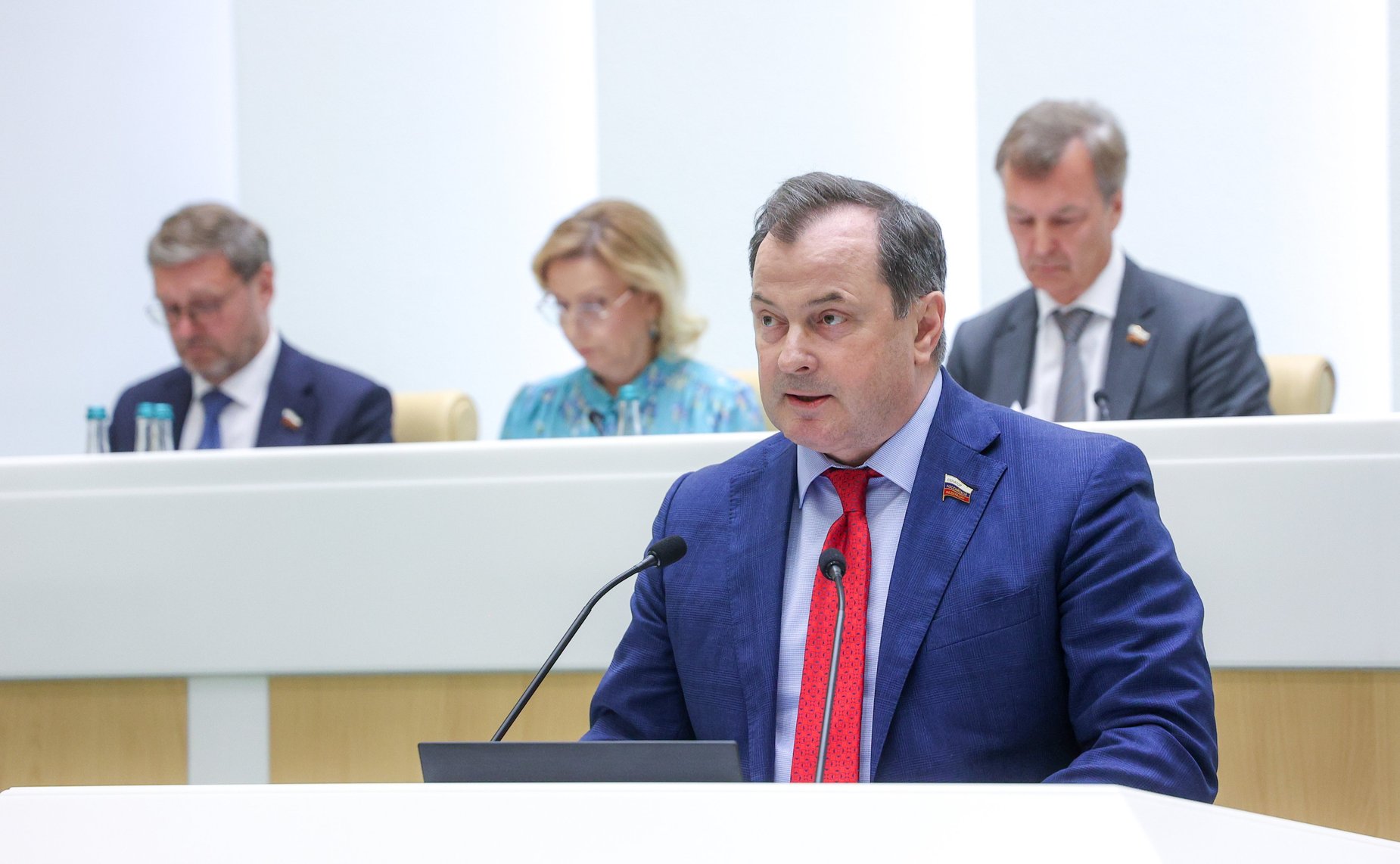 Юрий Федоров