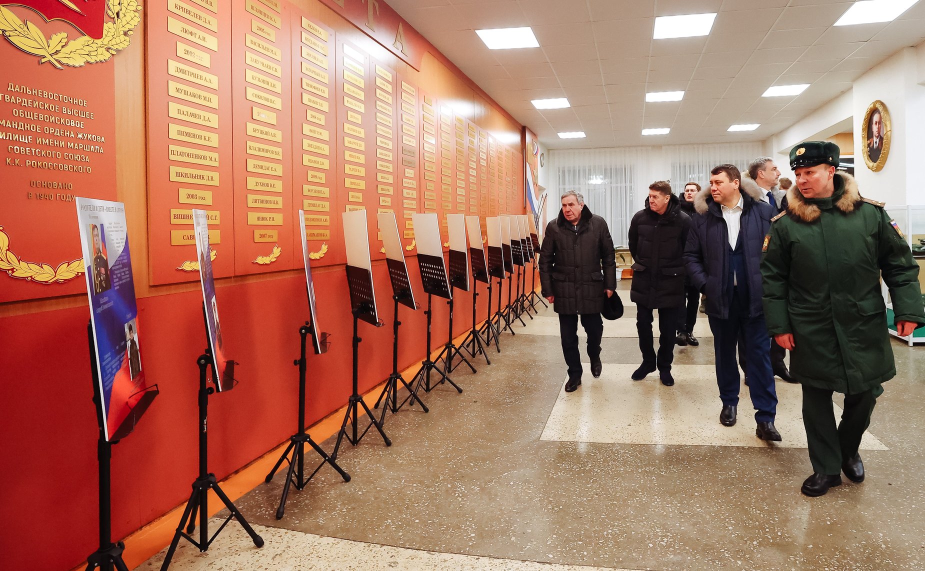 Сенаторы Российской Федерации посетили Дальневосточное гвардейское высшее общевойсковое командное училище ордена Жукова им. Маршала Советского союза К.К. Рокоссовского и музей училища