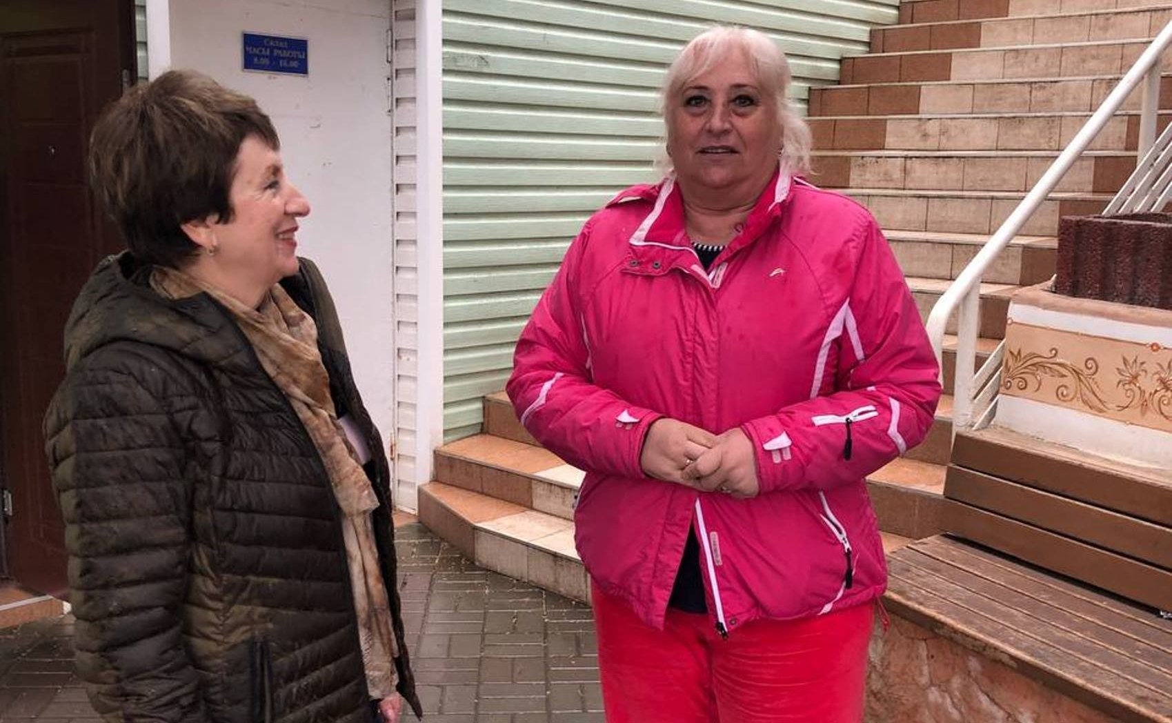 Екатерина Алтабаева посетила пункт временного размещения беженцев на базе пансионата «Изумруд»