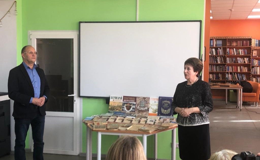 Екатерина Алтабаева приняла участие в значимом событии для библиотечной системы Севастополя – встрече, посвященной 140-летию писателя-сатирика, редактора журнала «Сатирикон» Аркадия Аверченко