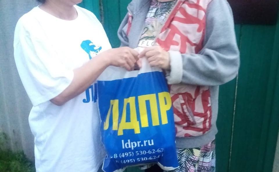 Елена Афанасьева продолжает организовывать встречи с оренбуржцами, пострадавшими от паводка, и оказывать необходимую помощь