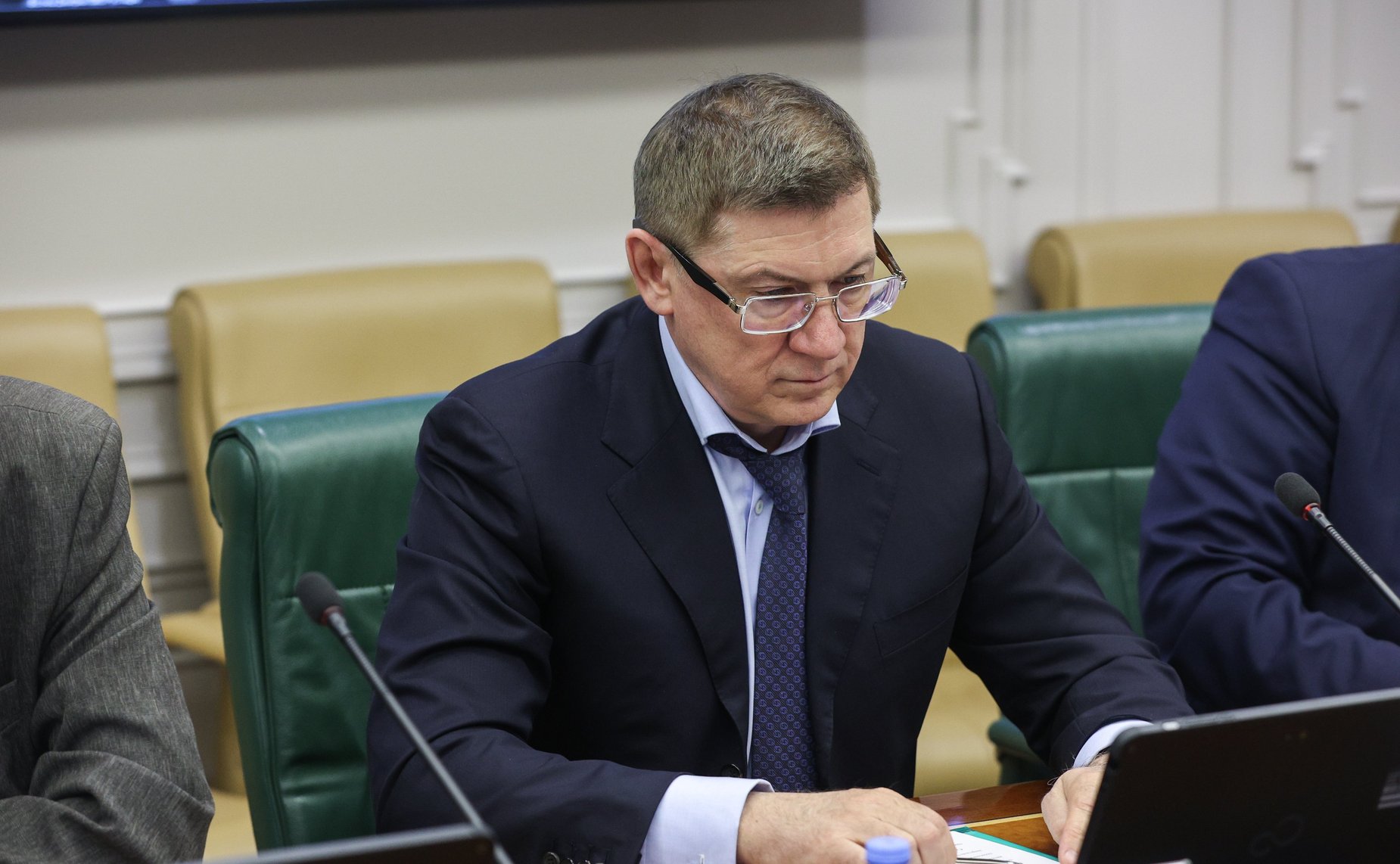 Круглый стол Комитета СФ по экономической политике «О перспективах развития производства и использования электротранспортных средств и создания зарядной инфраструктуры»