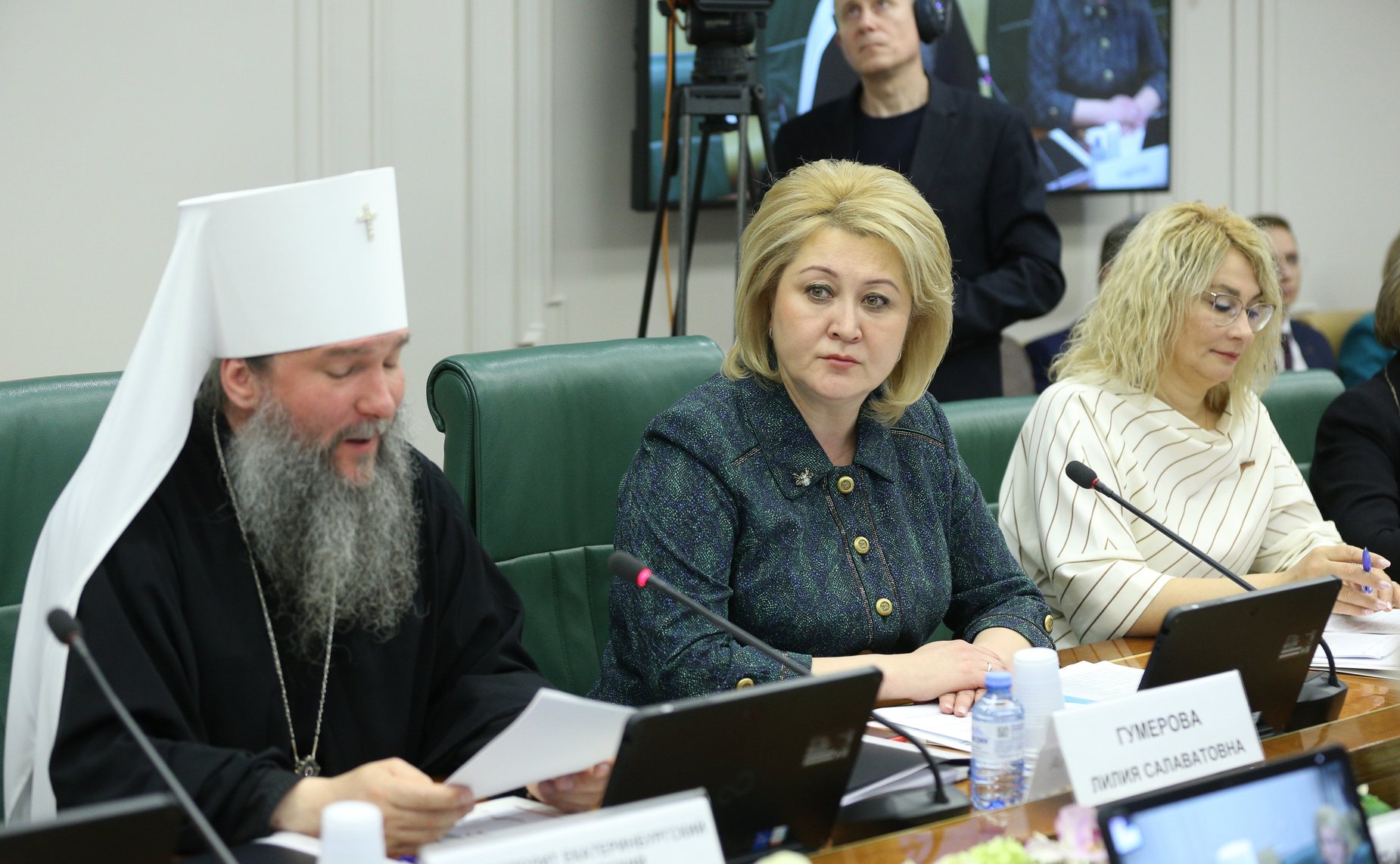 «Круглый стол» на тему «Традиционное духовно-нравственное воспитание в современном образовательном пространстве»