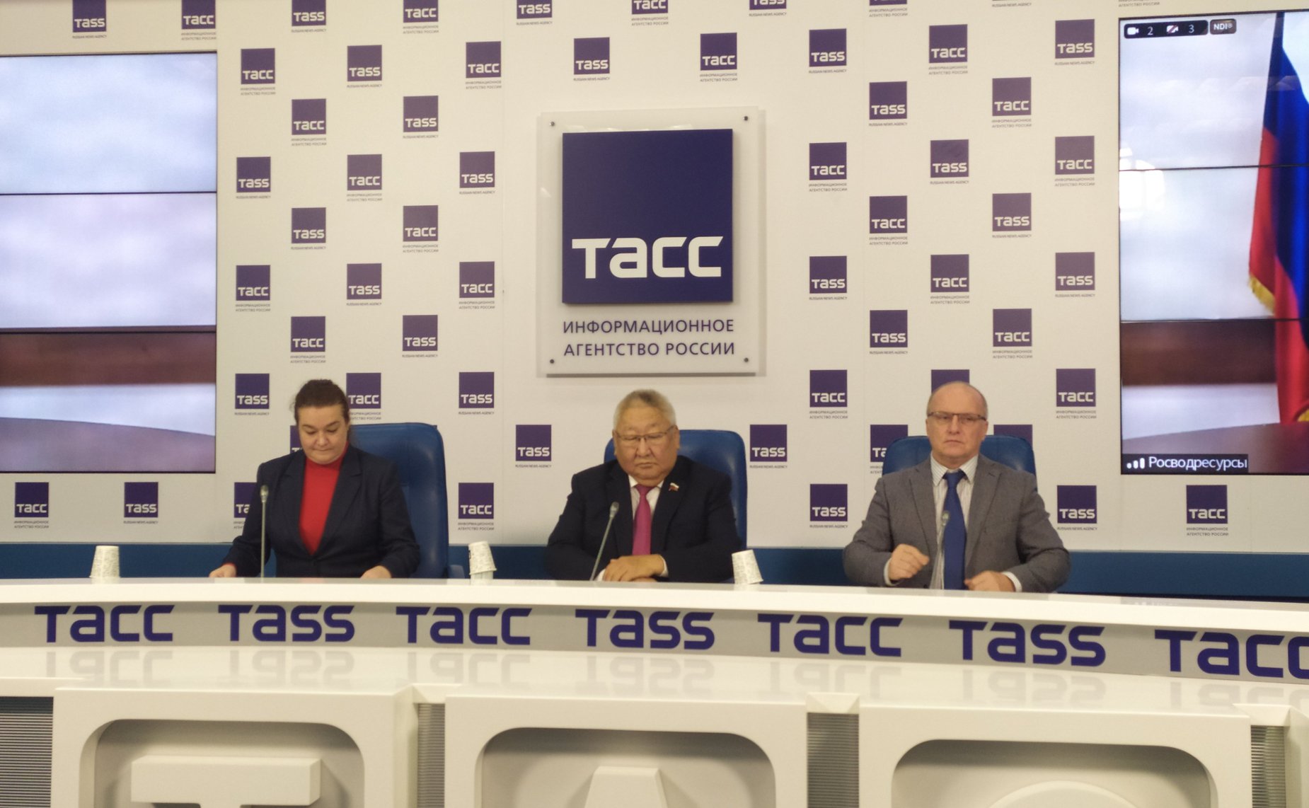 Егор Борисов принял участие в III Северном форуме по устойчивому развитию