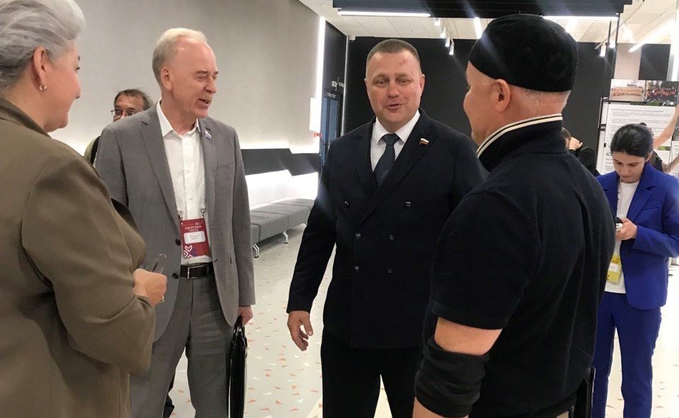 Александр Терентьев и Игорь Кастюкевич приняли участие в работе Окружного патриотического форума Приволжского, Южного и Северо-Кавказского федеральных округов, а также Луганской и Донецкой Народных Республик