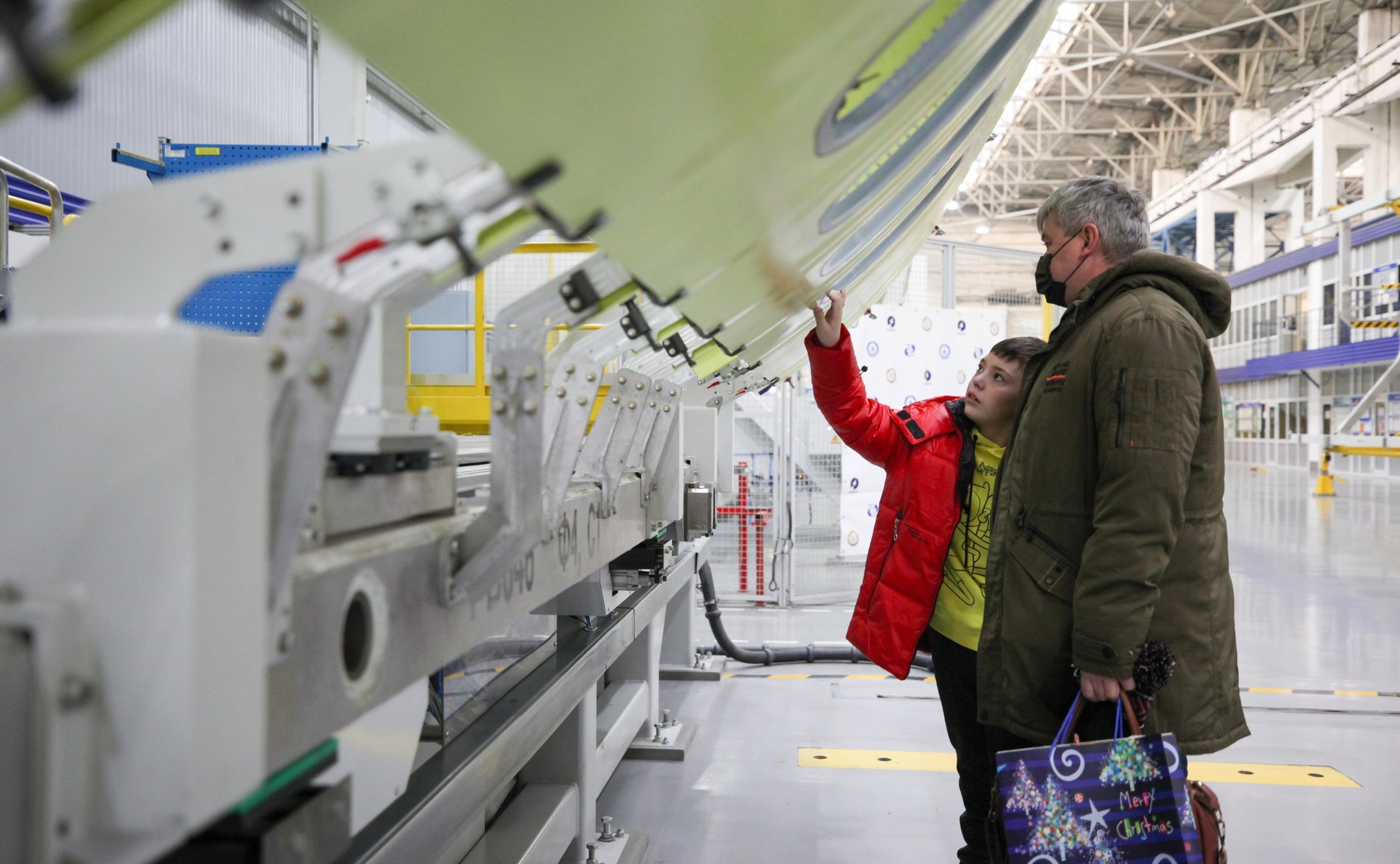 Андрей Чернышев принимает участие во Всероссийской акции «Елка желаний» и помогает исполнить мечты детей с особенностями здоровья