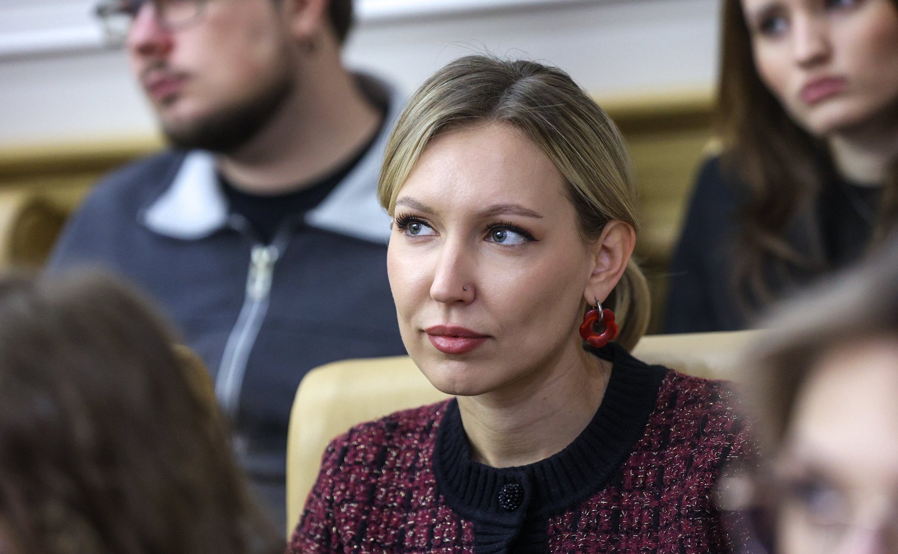 Круглый стол на тему «Особый порядок привлечения к административной ответственности судей и иных должностных лиц, выполняющих определенные государственные функции»