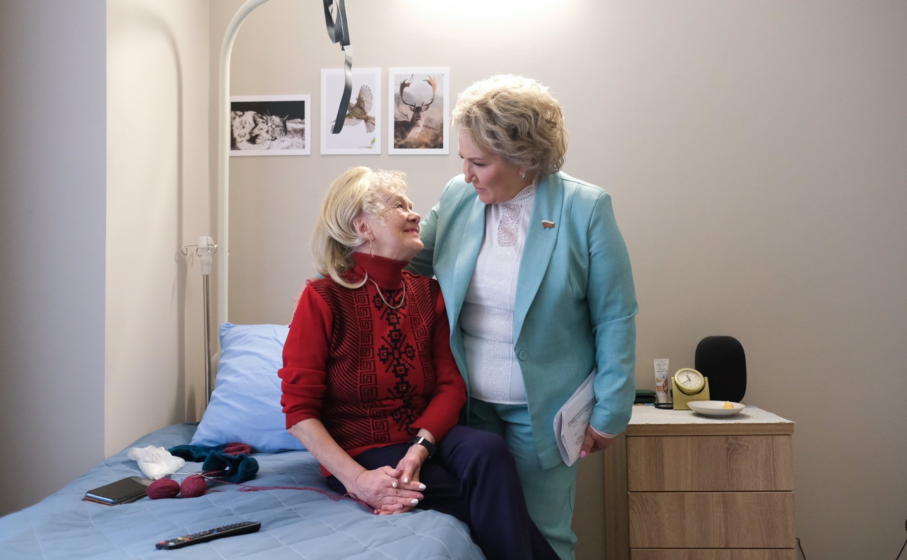 Сенаторы РФ посетили ОАУ социального обслуживания «Дом социальной заботы» (г. Великий Новгород)