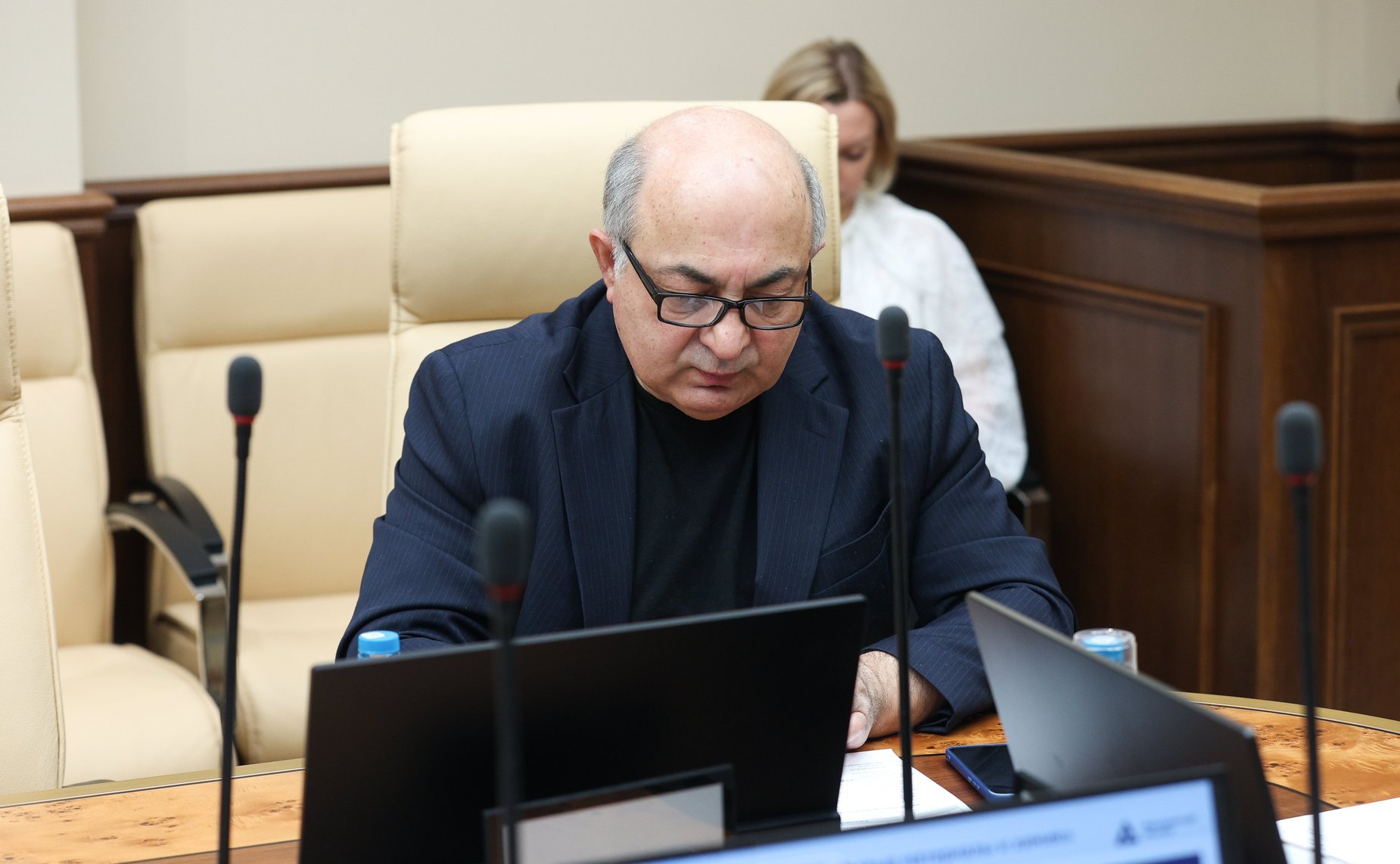 Круглый стол Комитета Совета Федерации по экономической политике на тему «Актуальные вопросы реализации национального проекта «Новые материалы и химия» в части малотоннажной химии. Подготовка кадров»