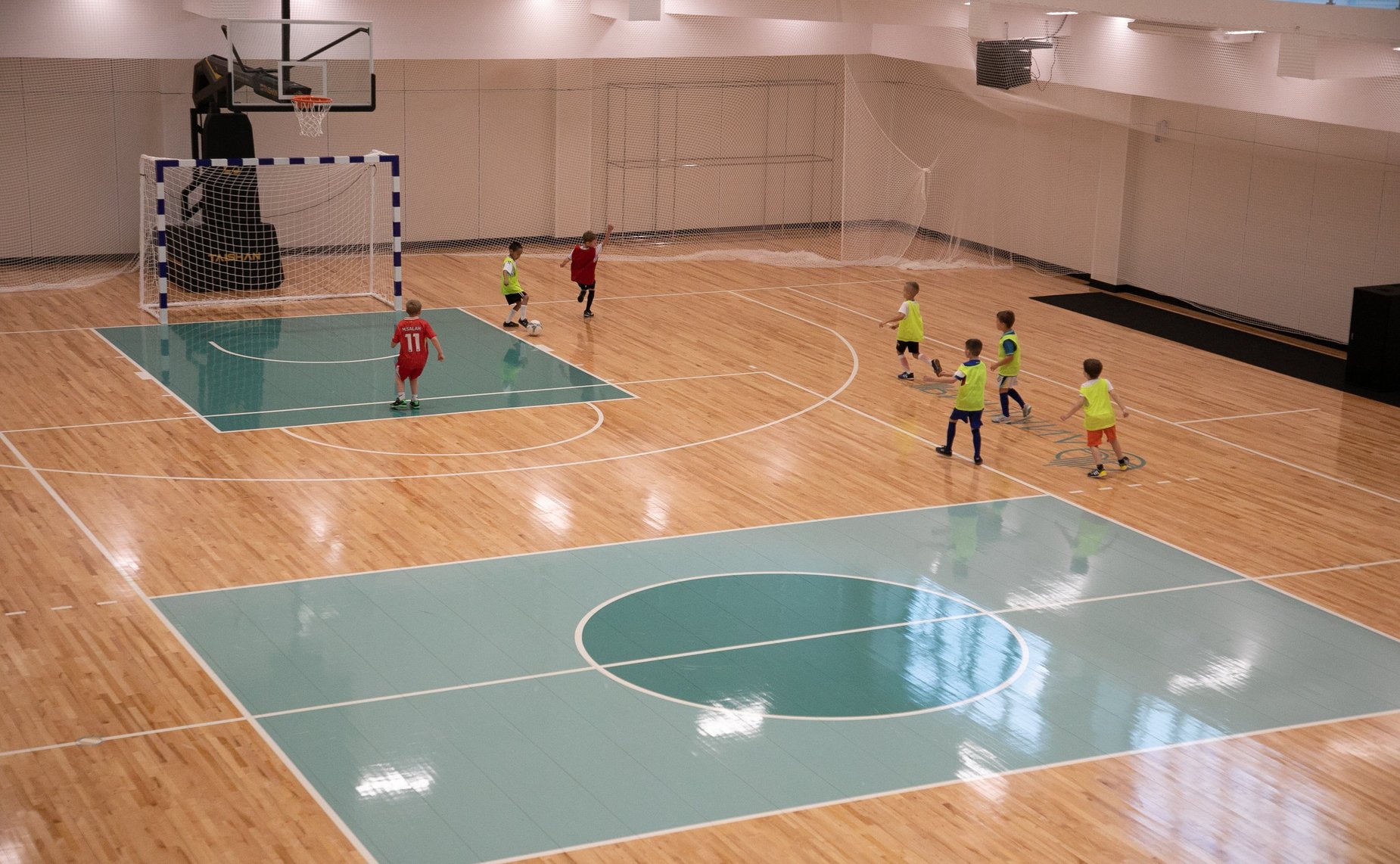 Сенаторы посетили Центр физкультурной и спортивной работы «Олимпия» Тюменского муниципального района