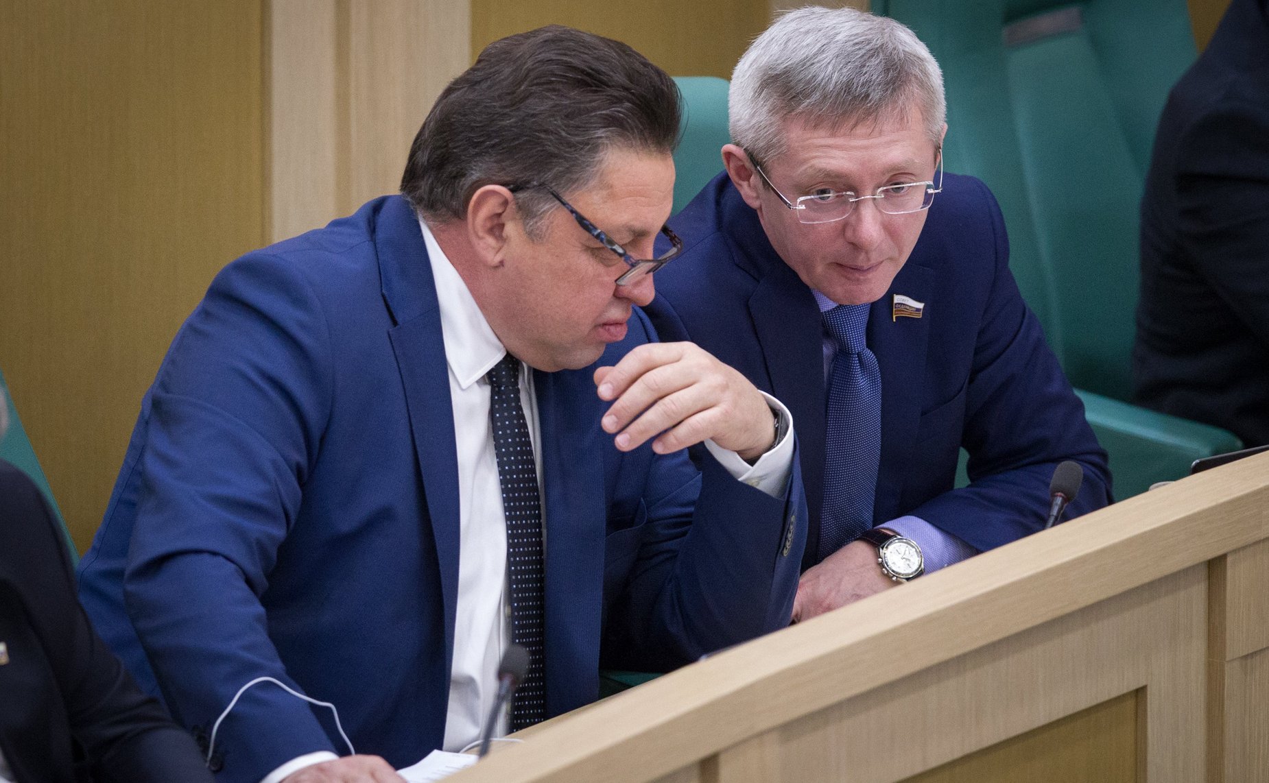 В. Тимченко и О. Казаковцев