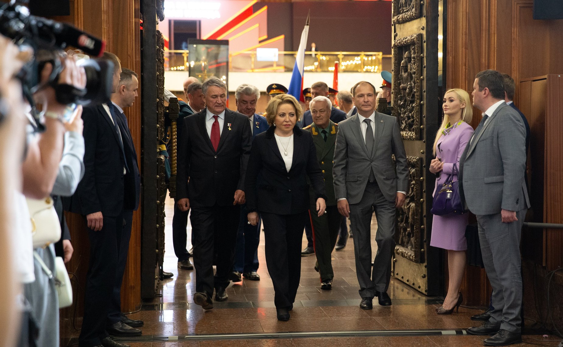 Торжественная церемония передачи «Мечей Победы» Городам воинской славы