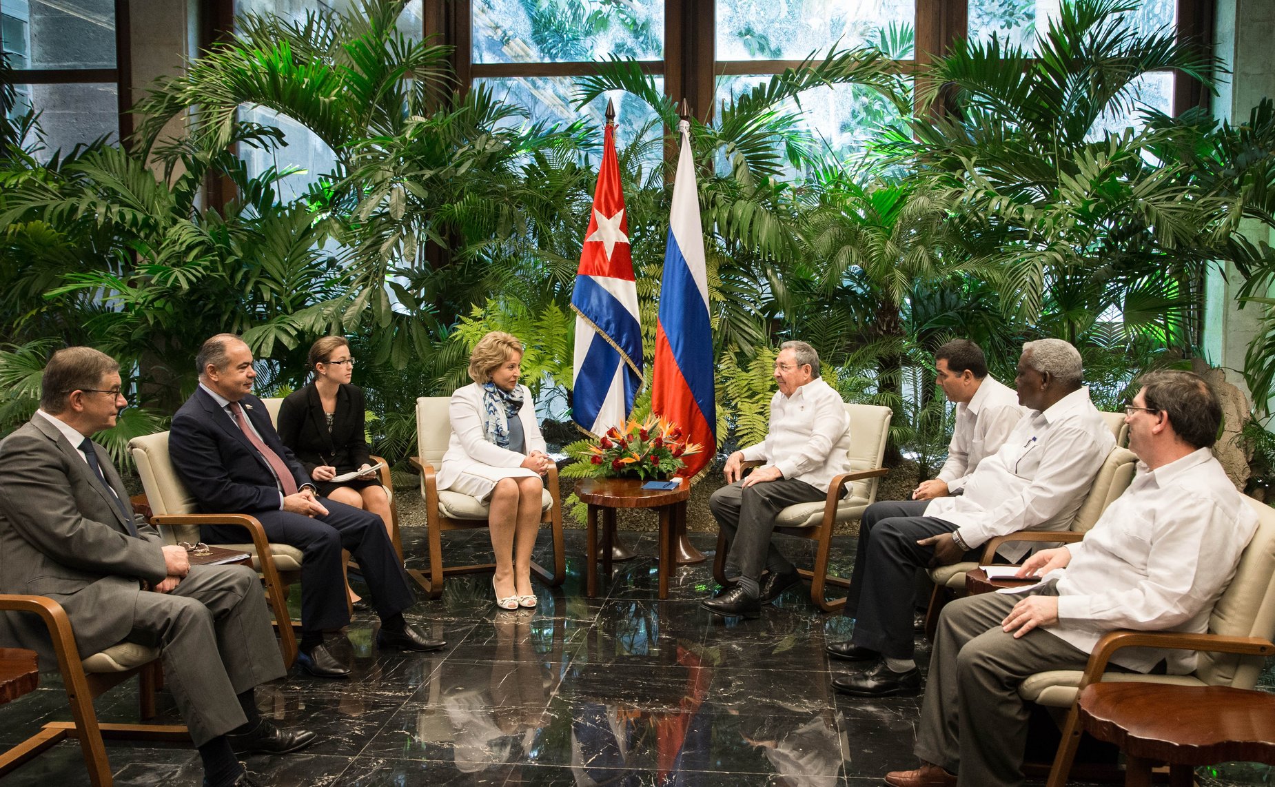 Встреча Председателя СФ Валентины Матвиенко с Председателем Государственного Совета Кубы Раулем Кастро. Куба, 2013