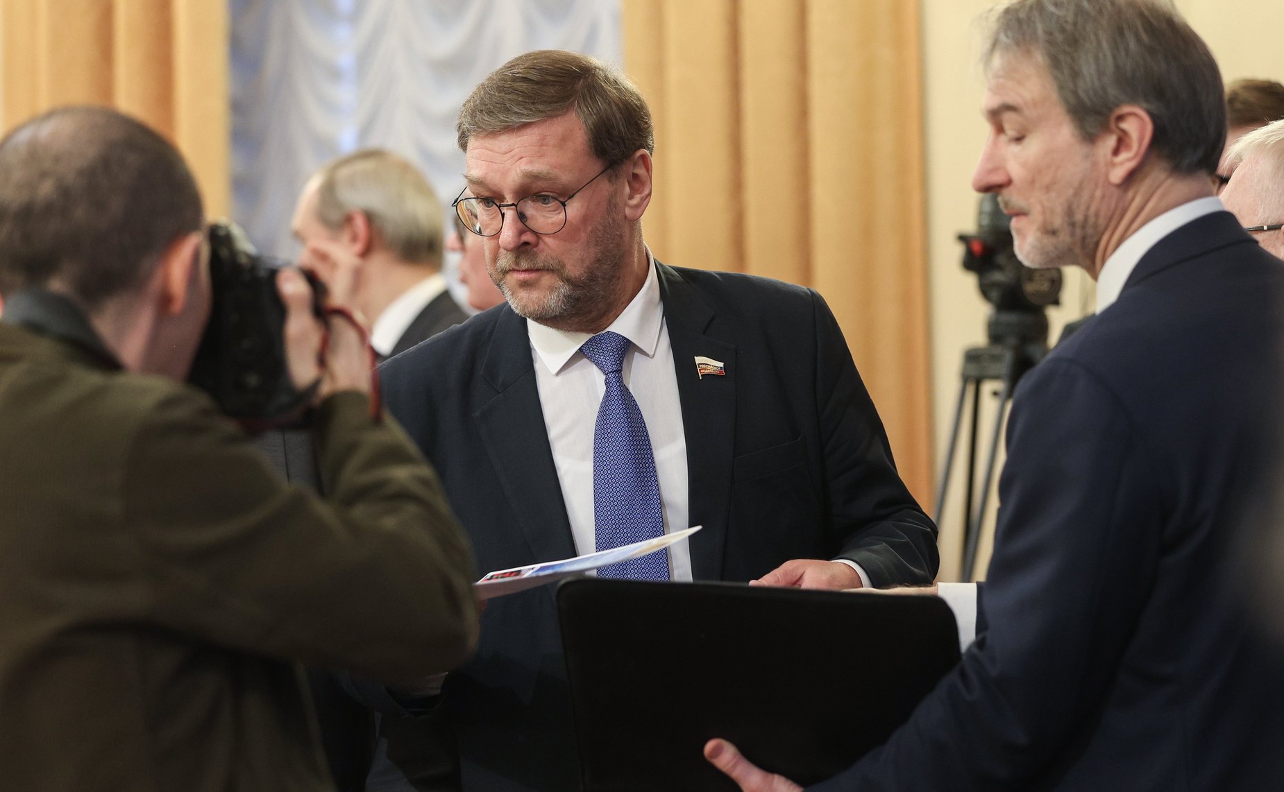 Заседание парламентской комиссии по расследованию обстоятельств, связанных с созданием американскими специалистами биологических лабораторий на территории Украины