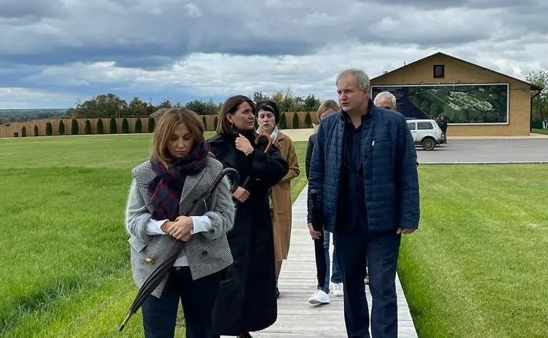 Юлия Лазуткина в рамках рабочей поездки в регион посетила Нижнеломовский, Наровчатский и Сердобский районы