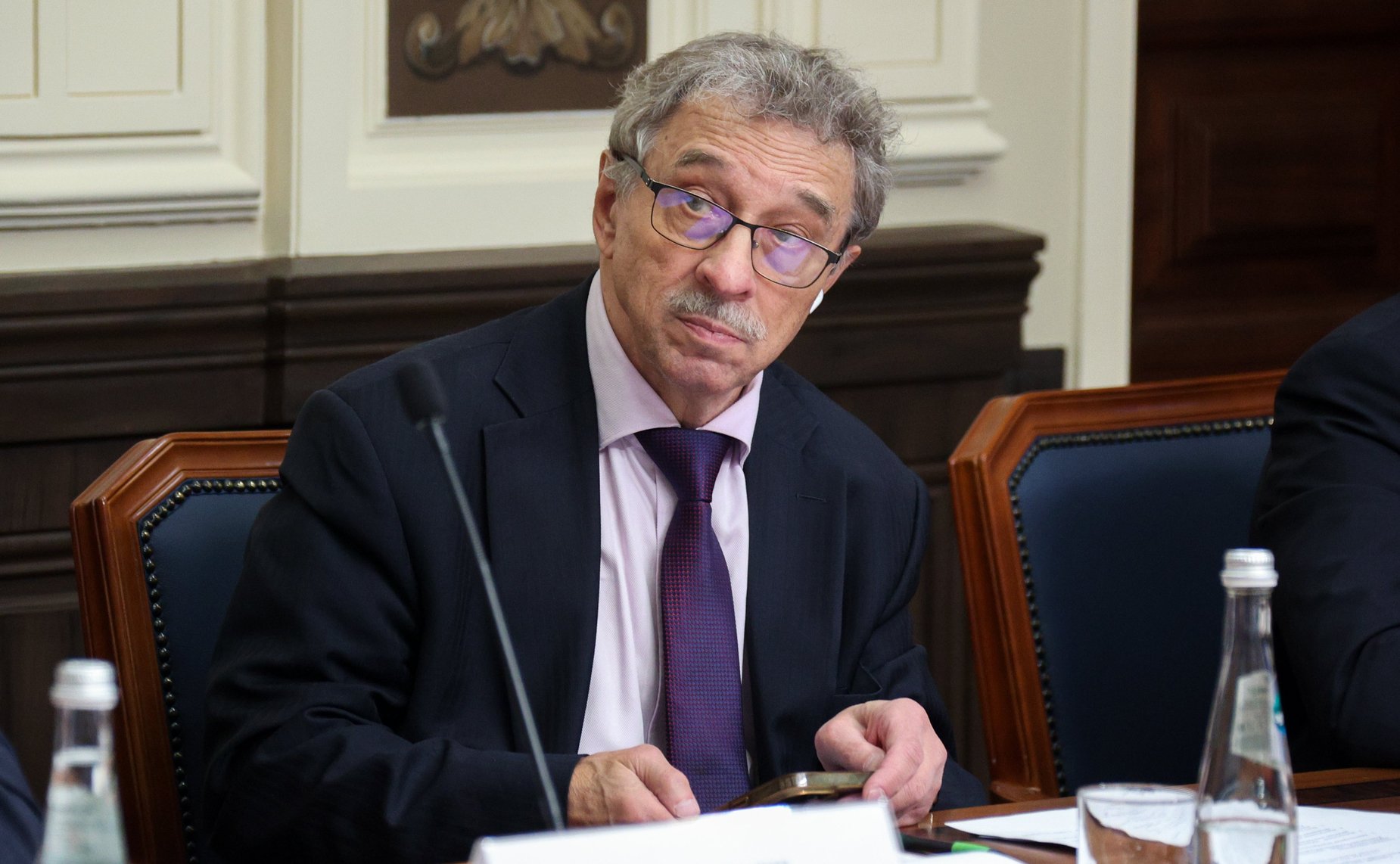 Круглый стол Комитета Совета Федерации по конституционному законодательству и государственному строительству «Роль Конституции в истории государств и народов»