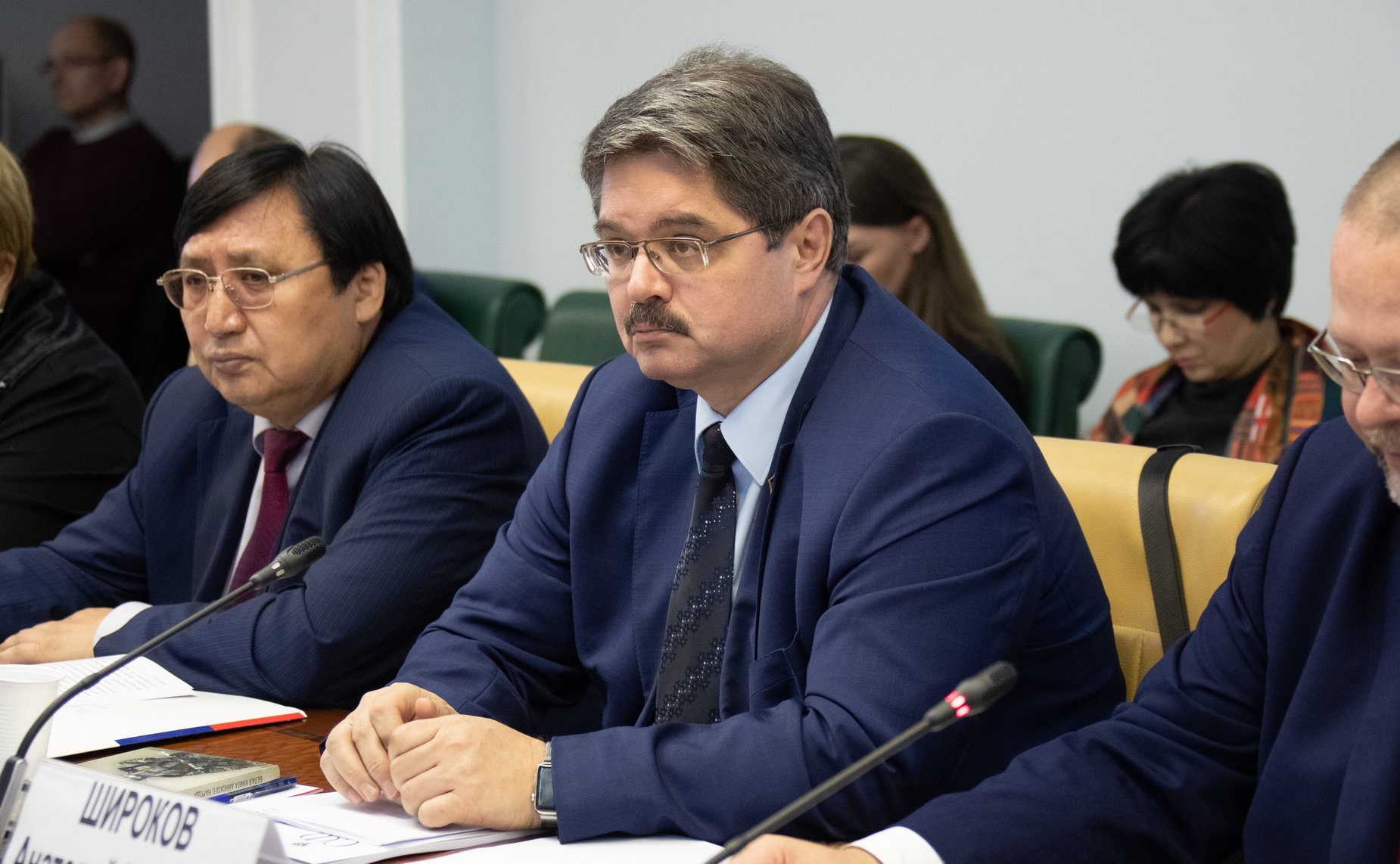 «Круглый стол» на тему «Вопросы развития традиционной культуры коренного населения Сахалина и островов Курильской гряды в контексте обеспечения национальных интересов РФ»