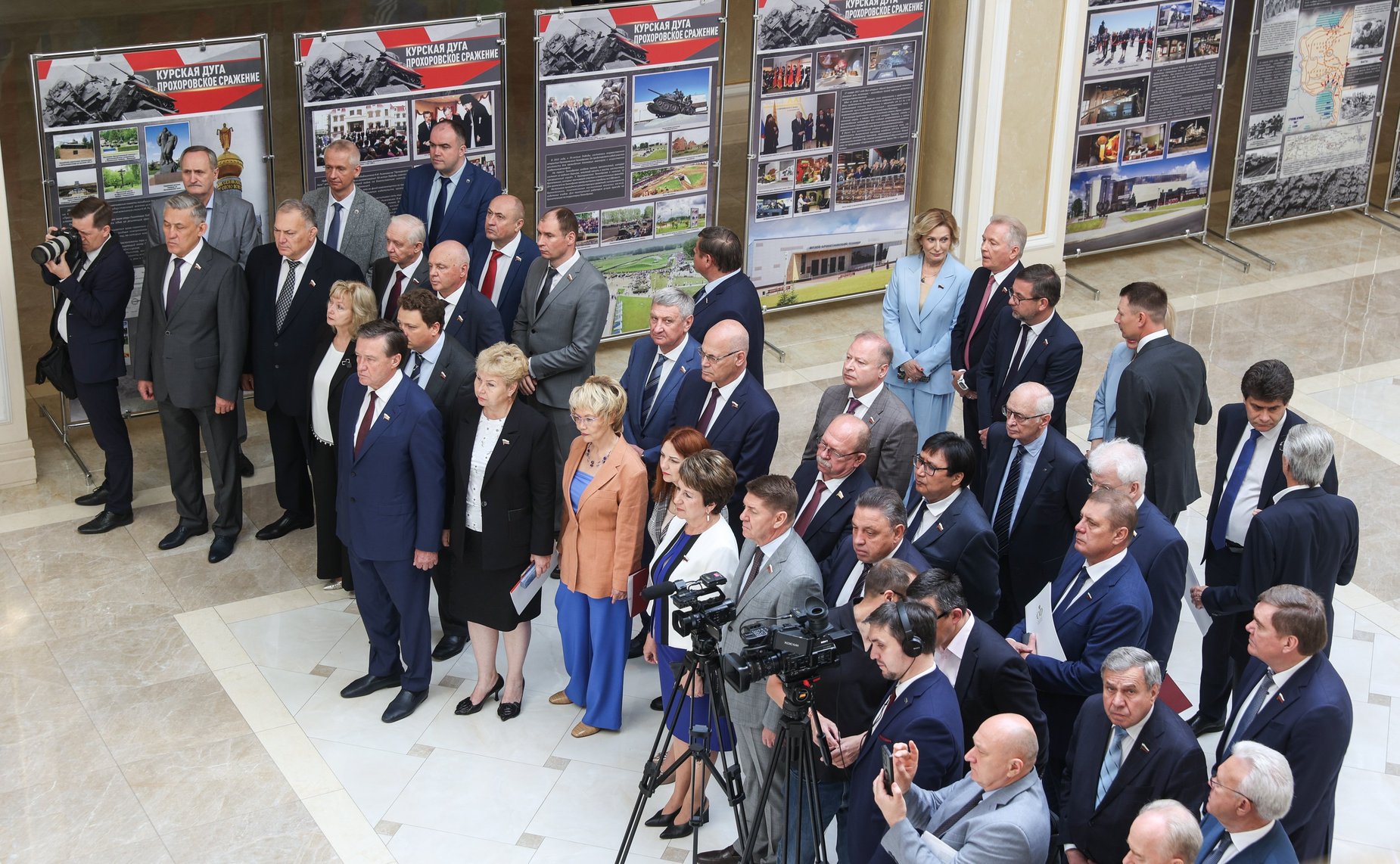 Валентина Матвиенко открыла выставку, посвященную 80-летию Курской битвы