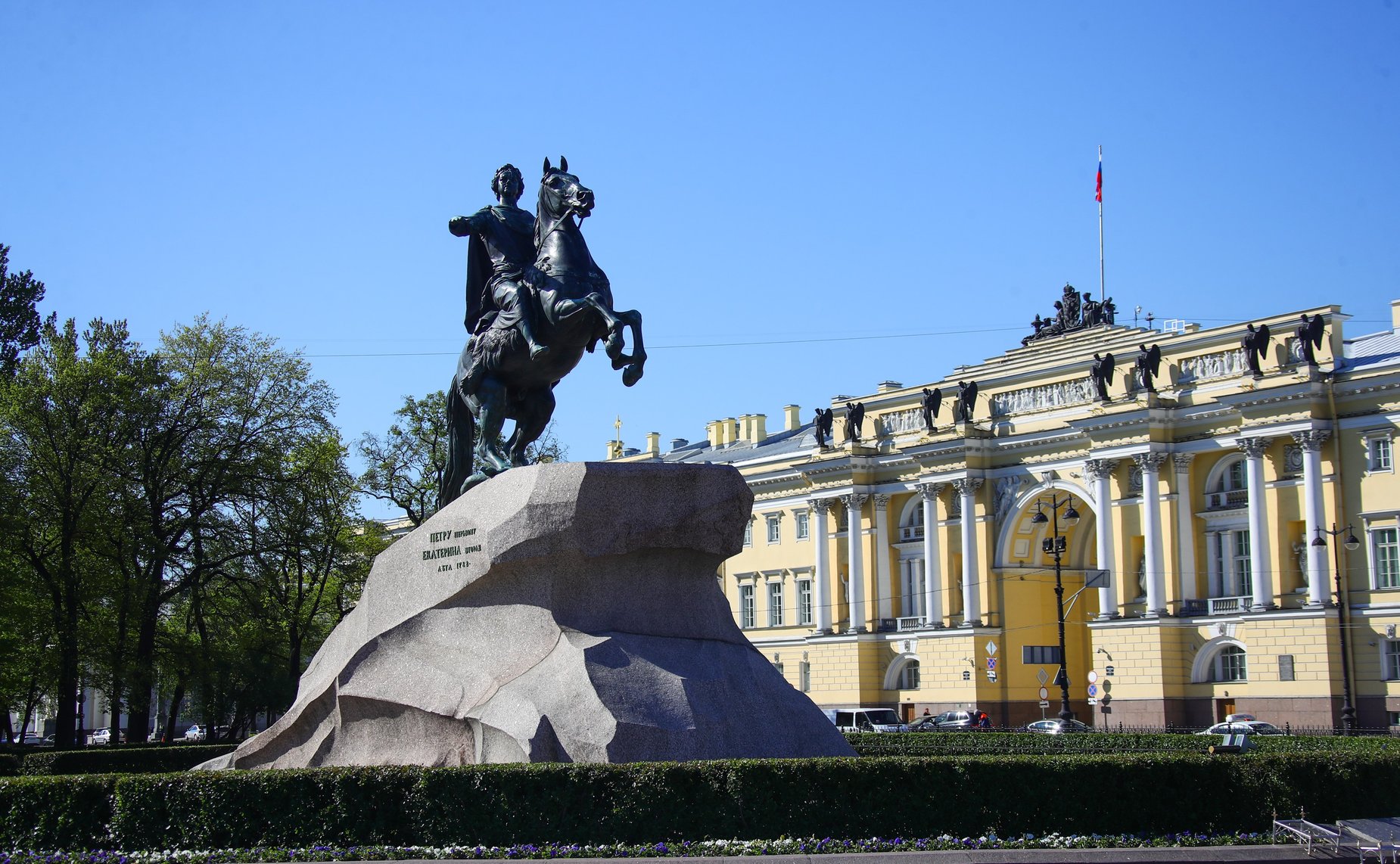 основатель санкт петербурга