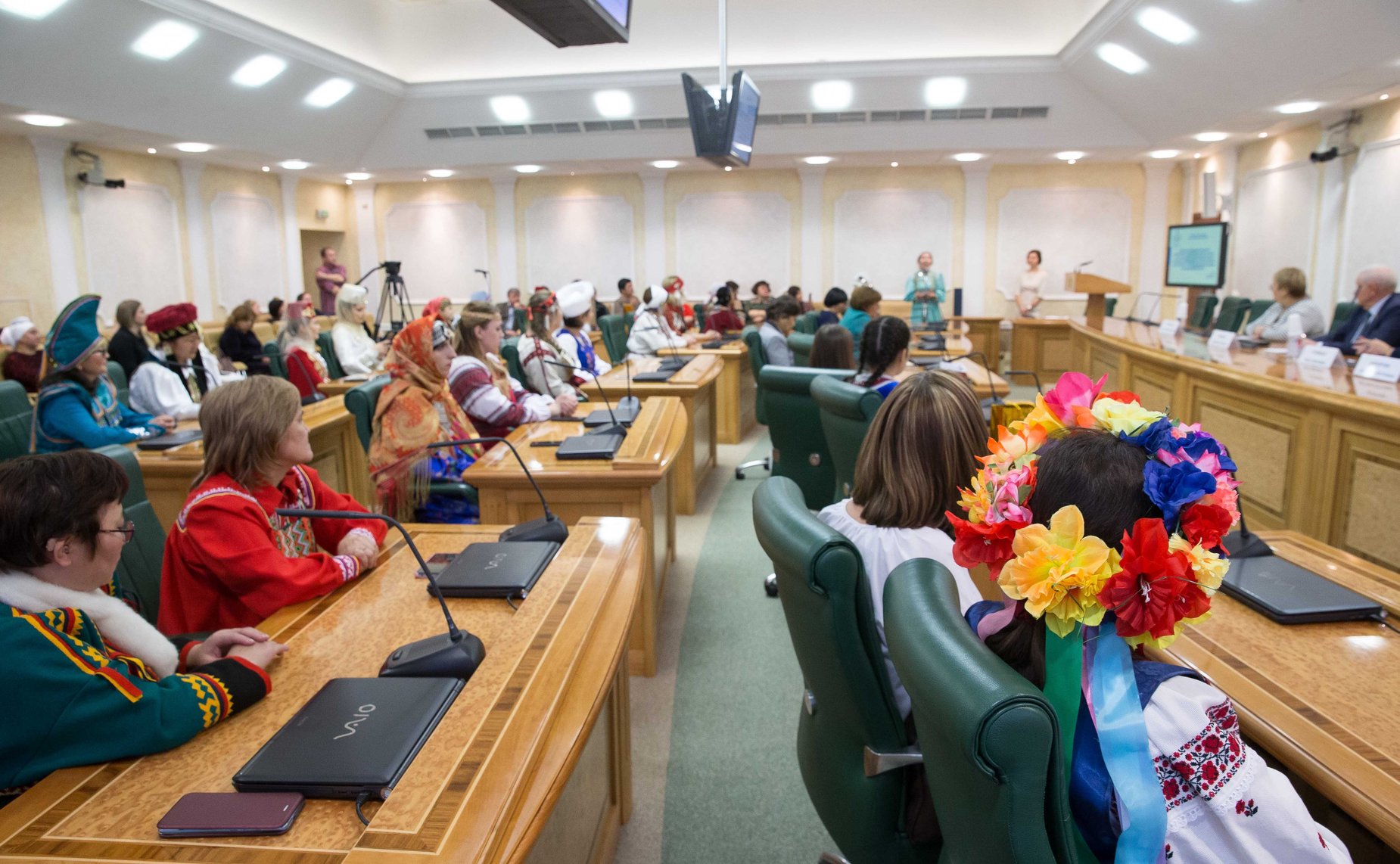 Встреча В. Маркова с участниками Всероссийского мастер-класса учителей родного, в том числе русского языка