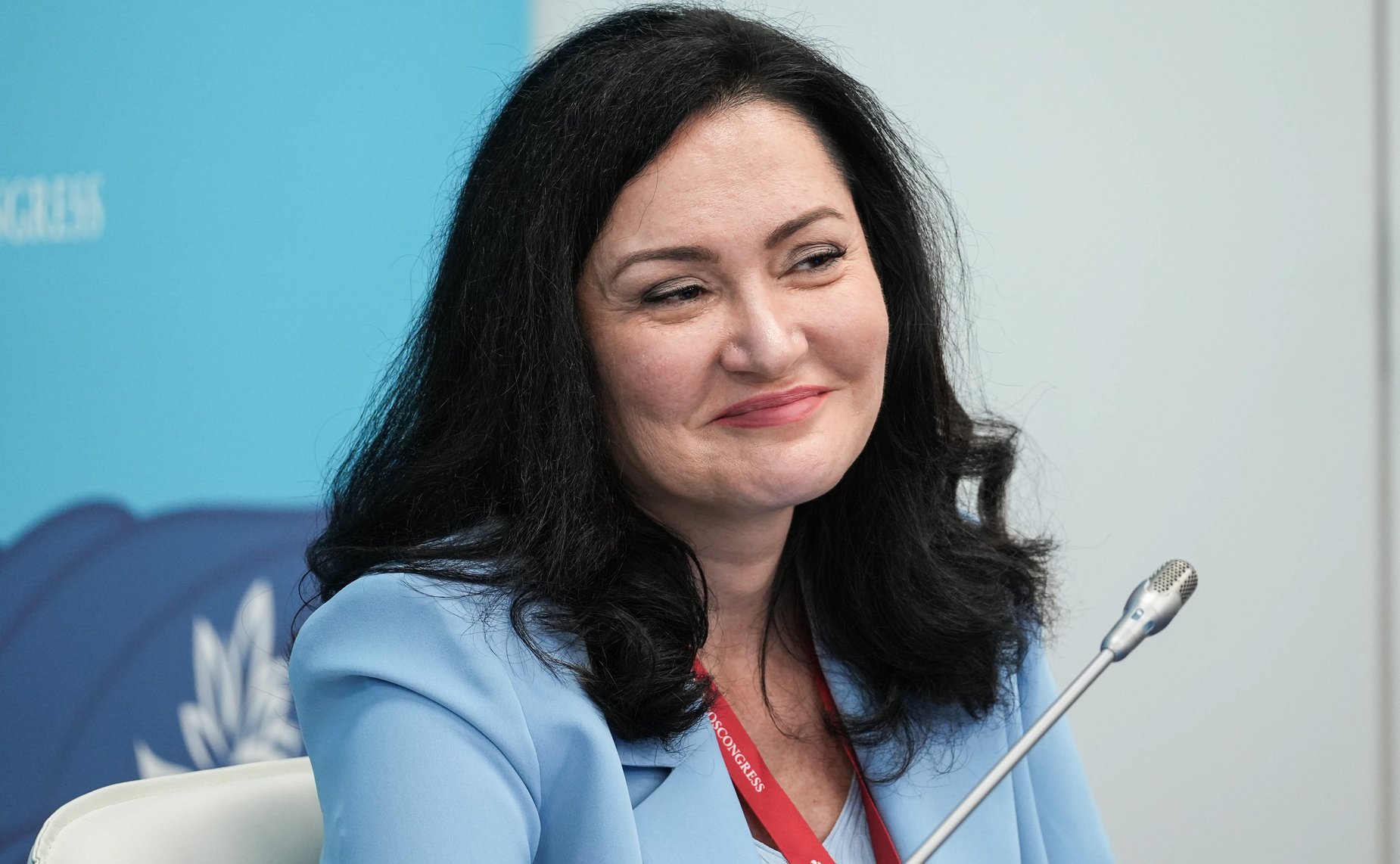 Сессия «Система управления северным завозом: новая реальность». Сенаторы принимают участие в VIII Восточном экономическом форуме