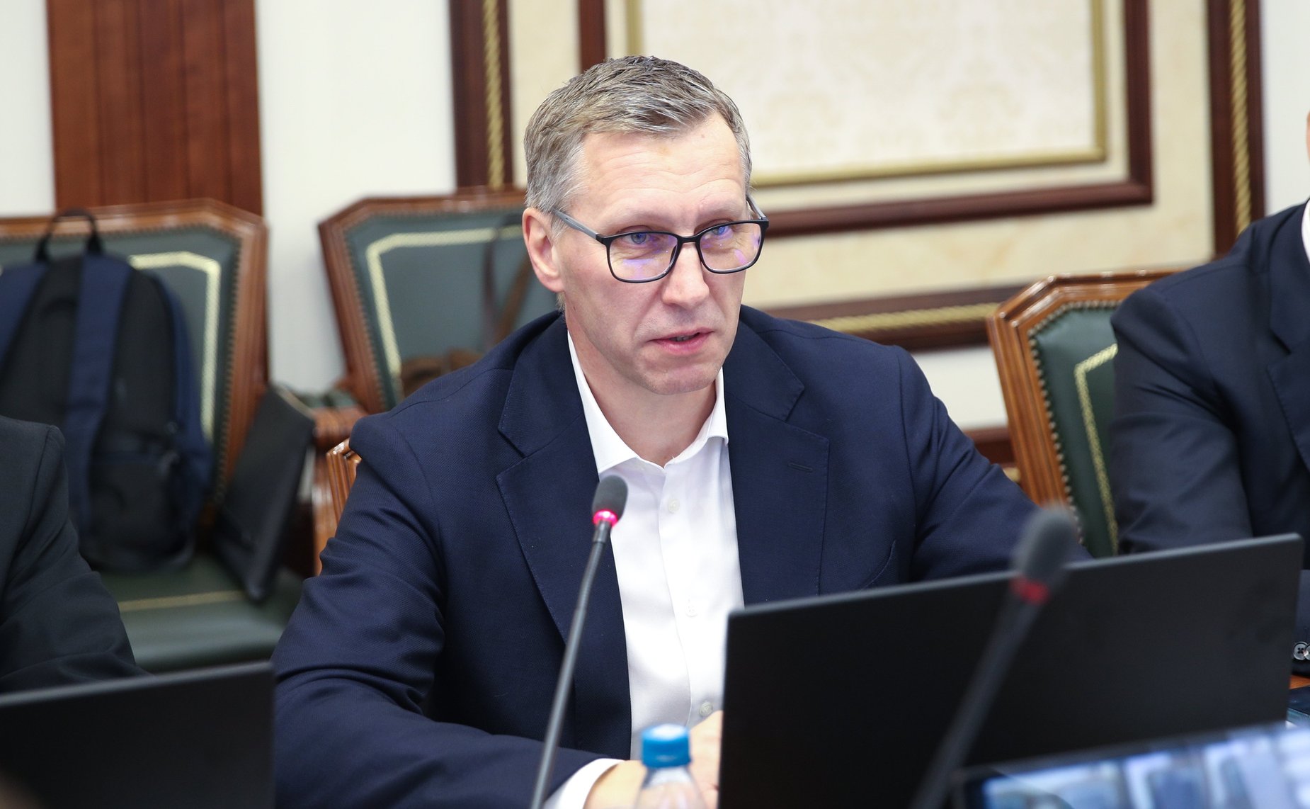 Совещание Комитета СФ по Регламенту и организации парламентской деятельности «Защита прав интересов потребителей в условиях современной торговли в городской среде»