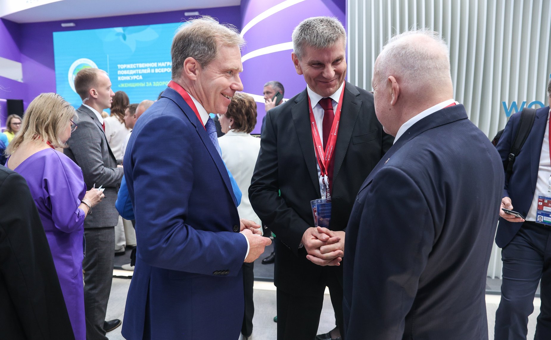 Валентина Матвиенко и Михаил Мурашко вручили награды победителям Всероссийского конкурса социальных проектов «Женщины за здоровое общество»