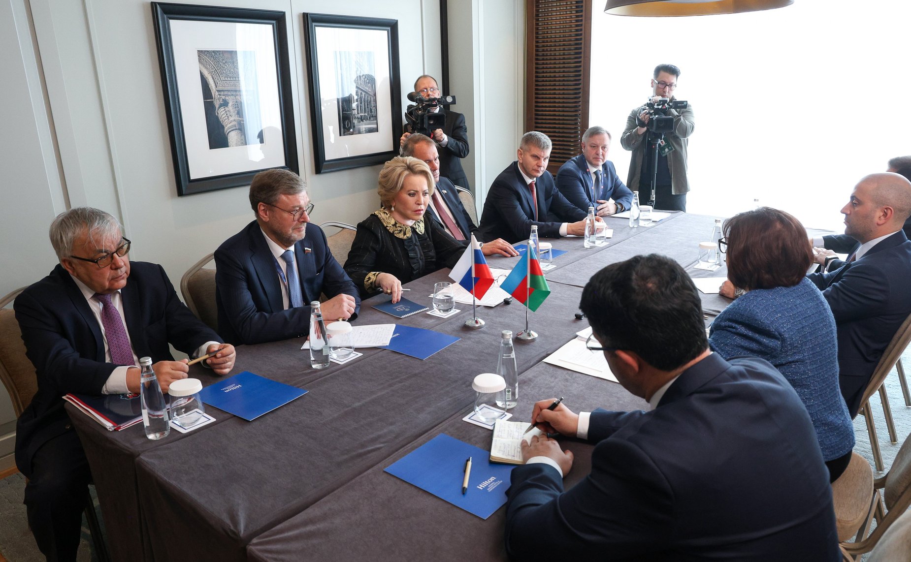 Председатель Совета Федерации Валентина Матвиенко провела встречу с Председателем Милли Меджлиса Азербайджанской Республики Сагибой Гафаровой