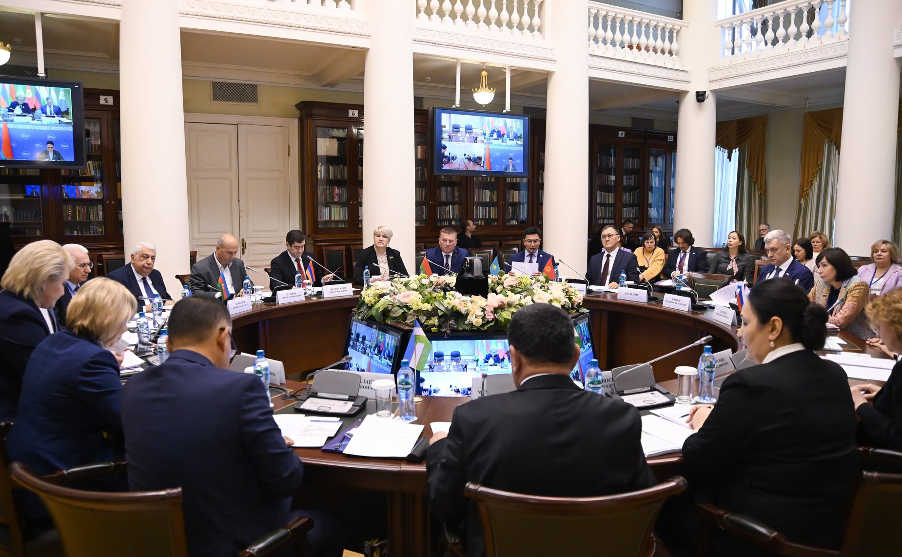 Лилия Гумерова провела заседание Постоянной комиссии МПА СНГ по науке и образованию