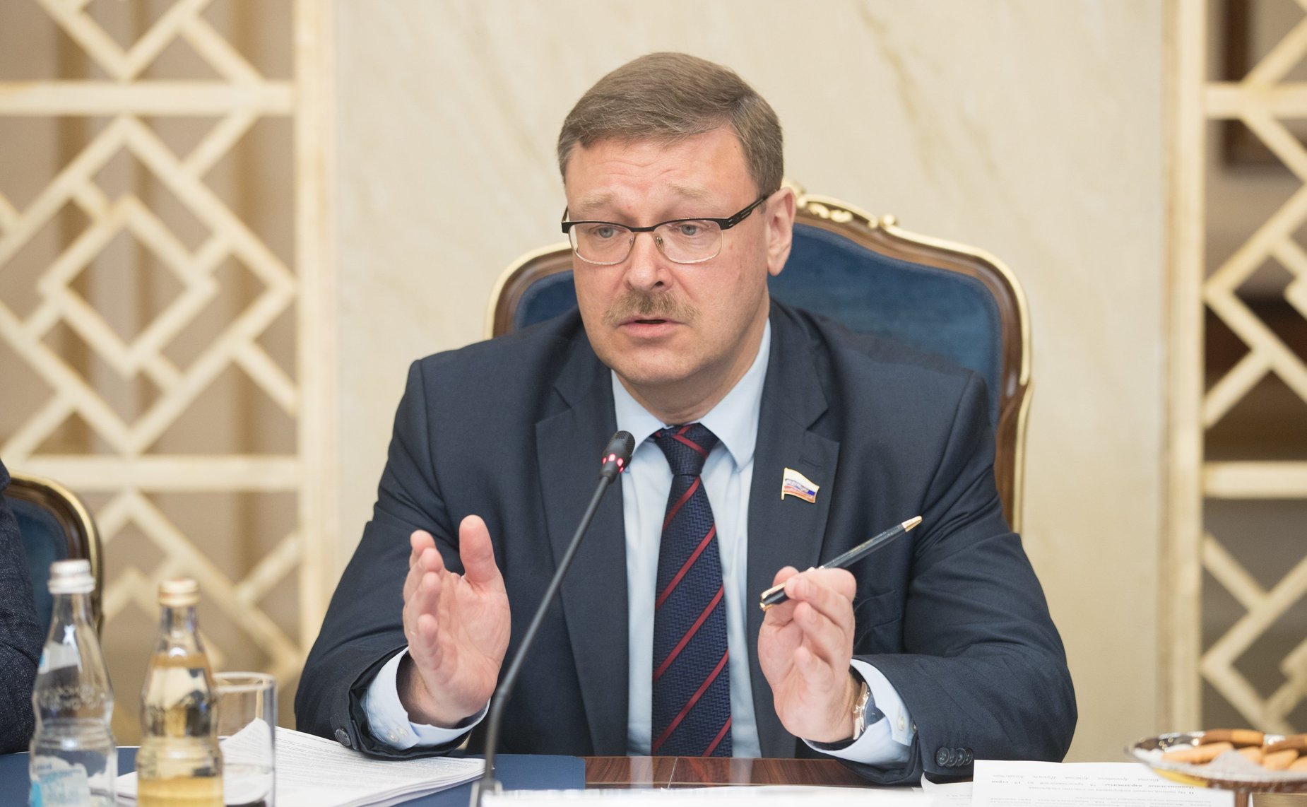 Встреча К. Косачева с наблюдателями от парламентов стран СНГ