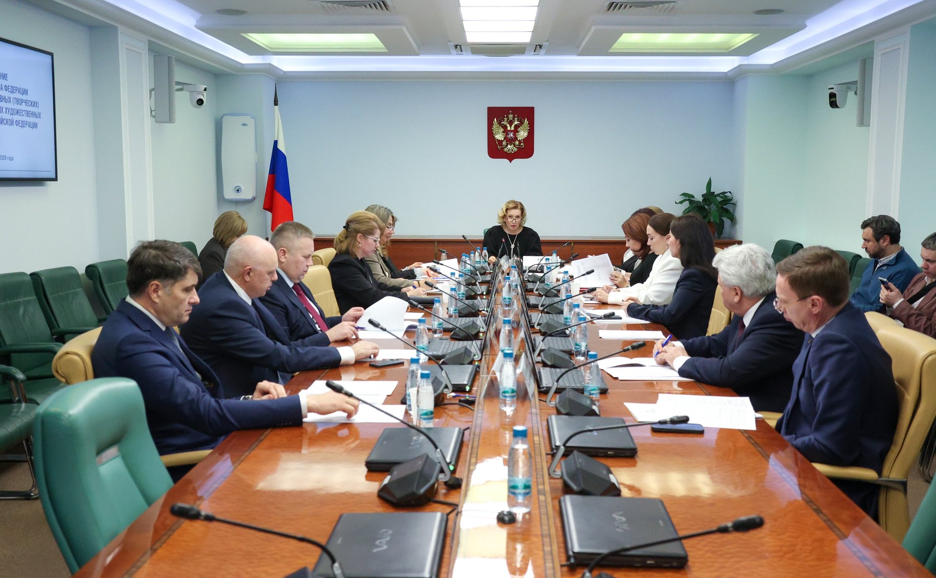 Заседание Комиссии Совета Федерации по развитию креативных (творческих) индустрий и народных художественных промыслов в Российской Федерации