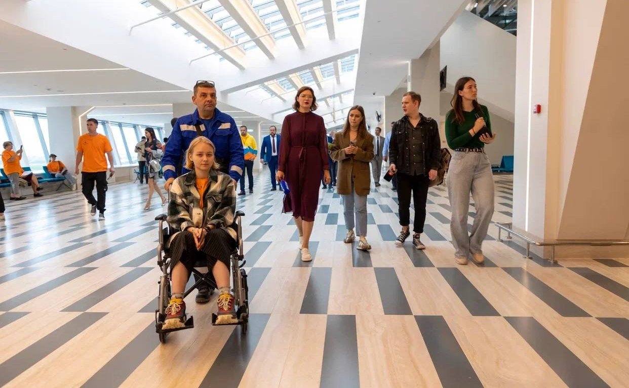 Андрей Хапочкин посетил новый аэровокзальный комплекс в Южно-Сахалинске