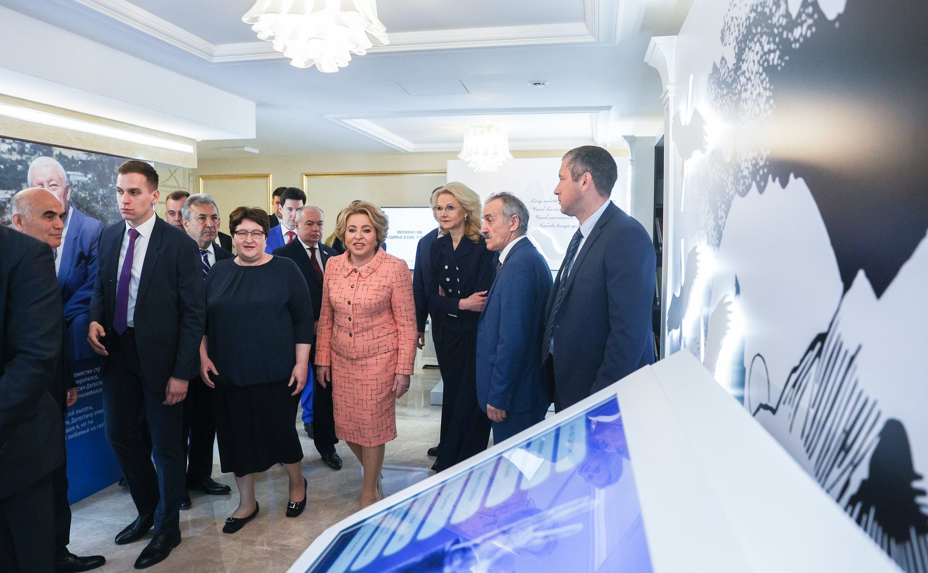 Валентина Матвиенко открыла Дни Расула Гамзатова в Совете Федерации