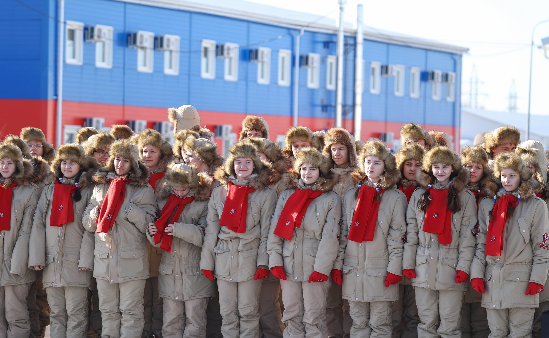 Первый заместитель Председателя Совета Федерации Андрей Турчак в ходе рабочей поездки в Волгоградскую область вместе с коллегами из «Газпрома» принял участие в подключении к газу сразу несколько объектов по президентской программе социальной догазификации