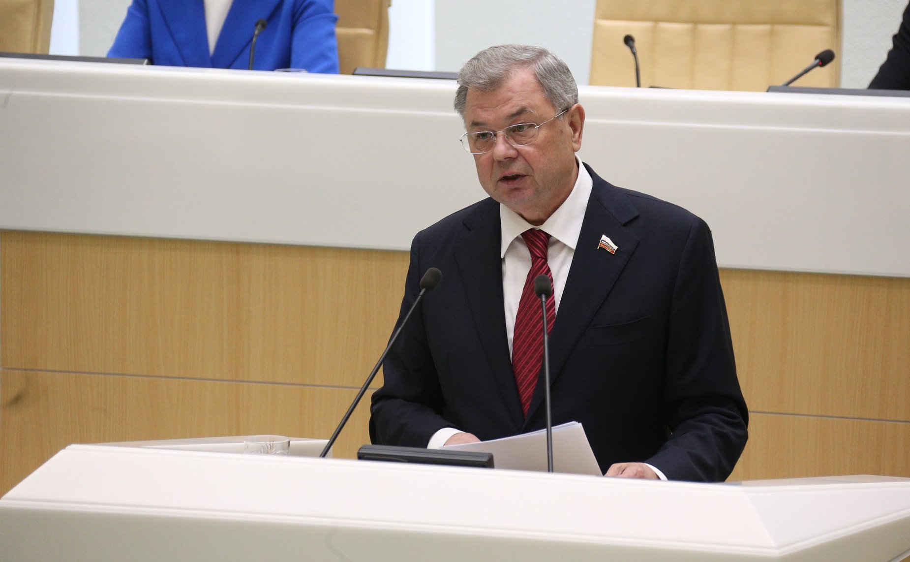 Анатолий Артамонов