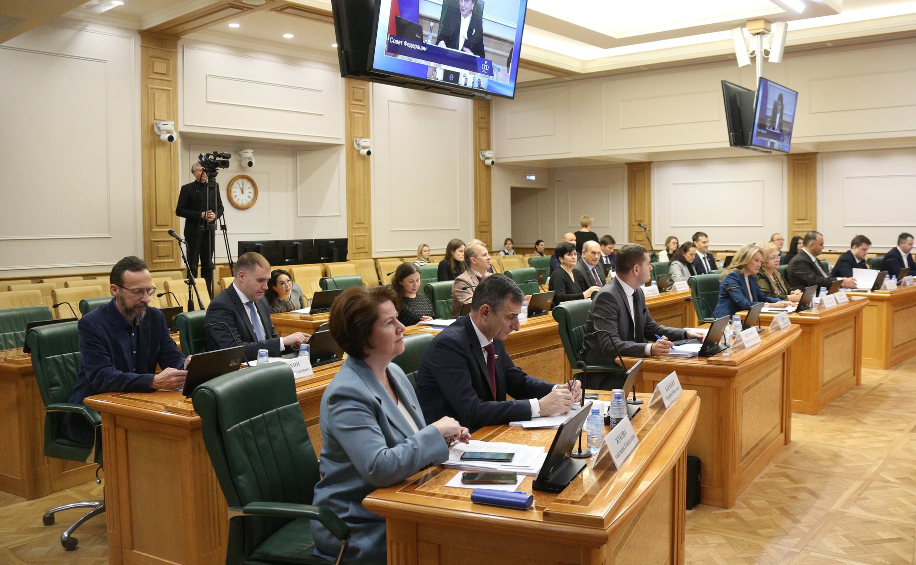 Заседание Совета по делам инвалидов при СФ на тему «Актуальные вопросы развития отечественной индустрии реабилитационных товаров для инвалидов»