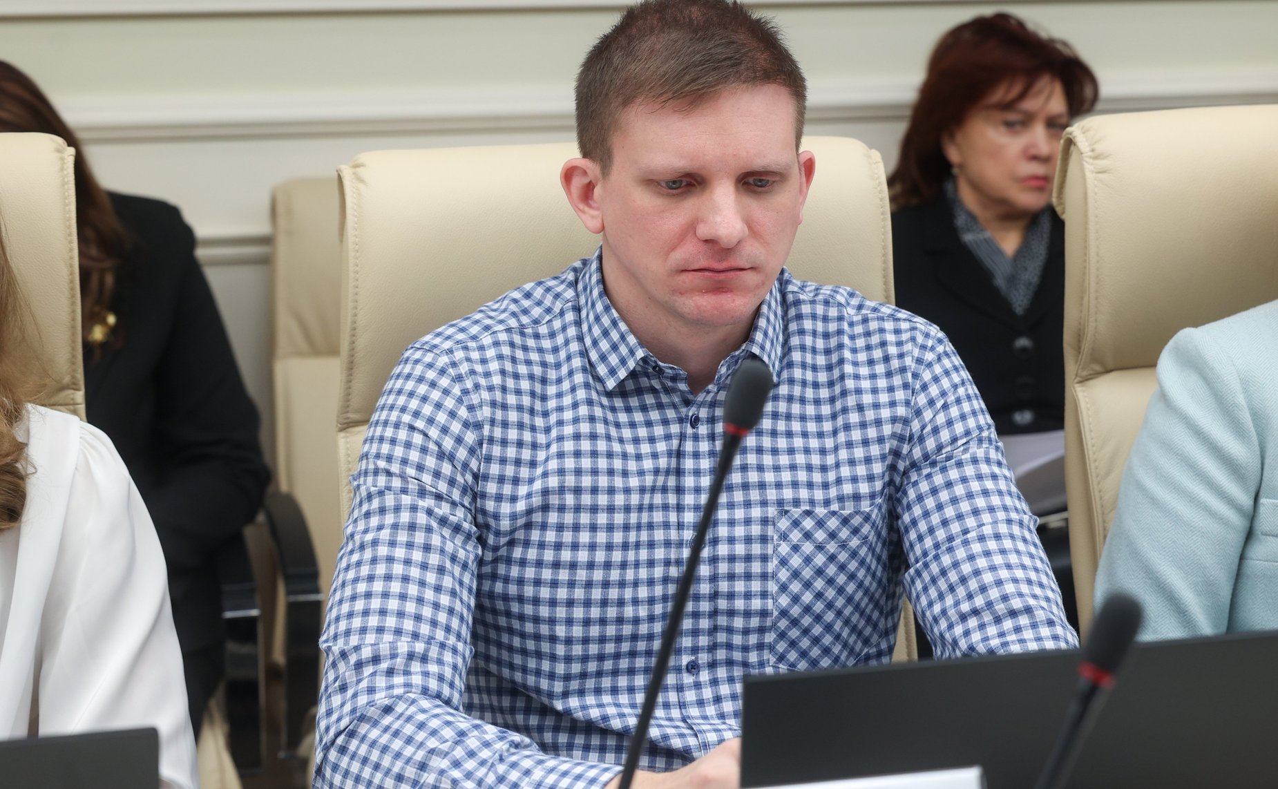 Круглый стол Комитета СФ по социальной политике «Актуальные вопросы совершенствования мер поддержки молодых специалистов, работающих в сфере здравоохранения (в рамках проекта «Всероссийская научная школа «Медицина молодая»)»