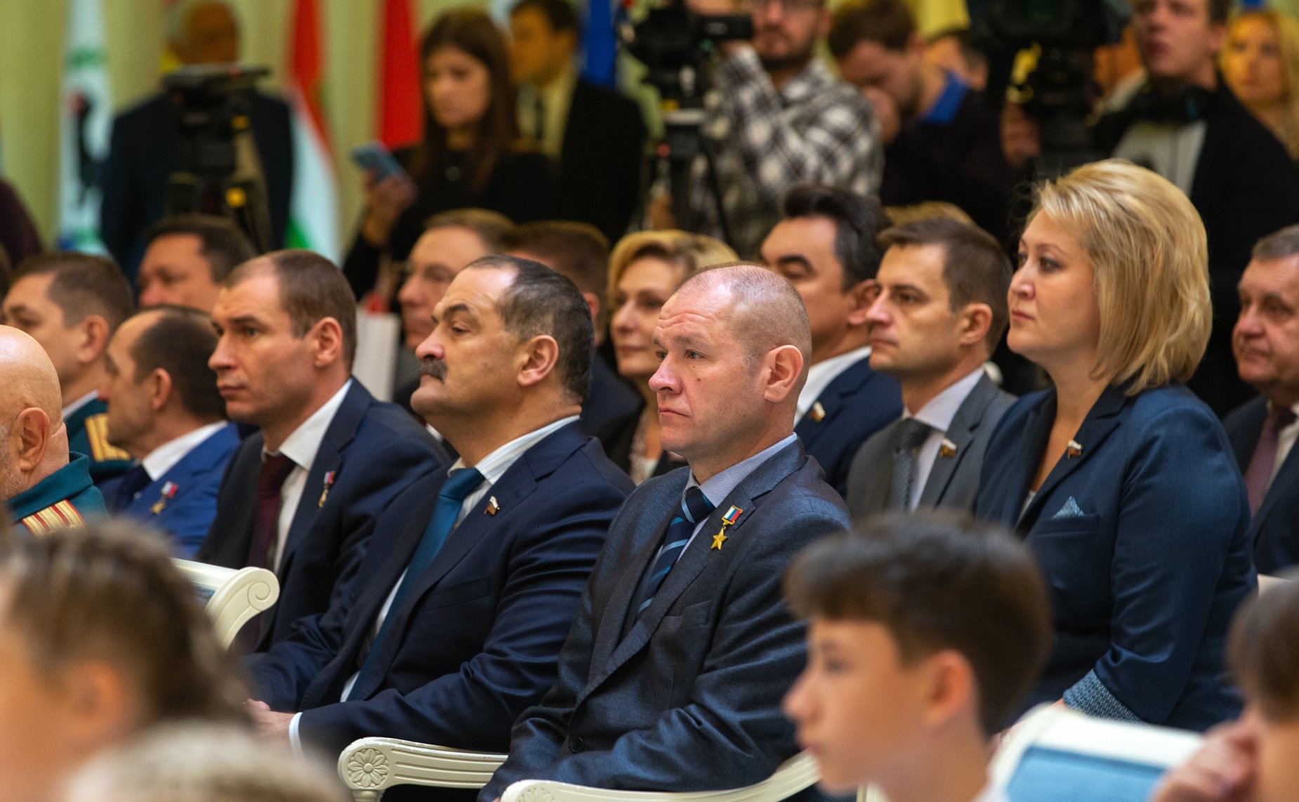 Торжественная церемония награждения детей и подростков, проявивших личное мужество в экстремальных ситуациях и спасших человеческие жизни