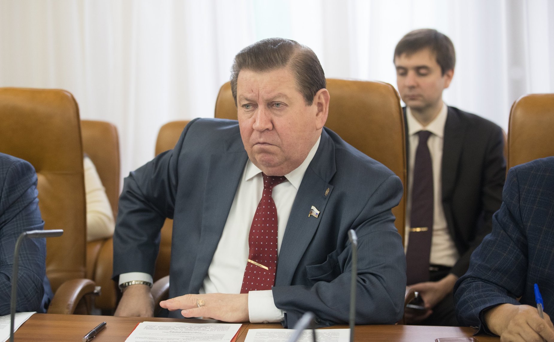 В. Литюшкин