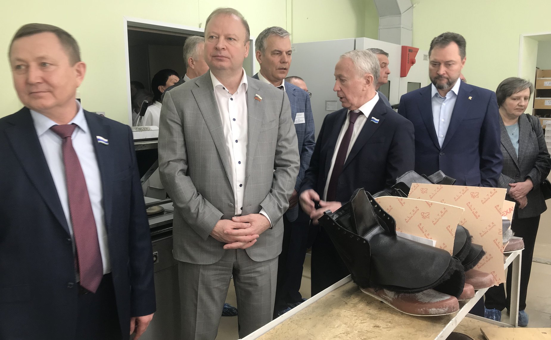 Виктор Шептий принял участие в выездном заседании Комитета по социальной политике Законодательного Собрания Свердловской области