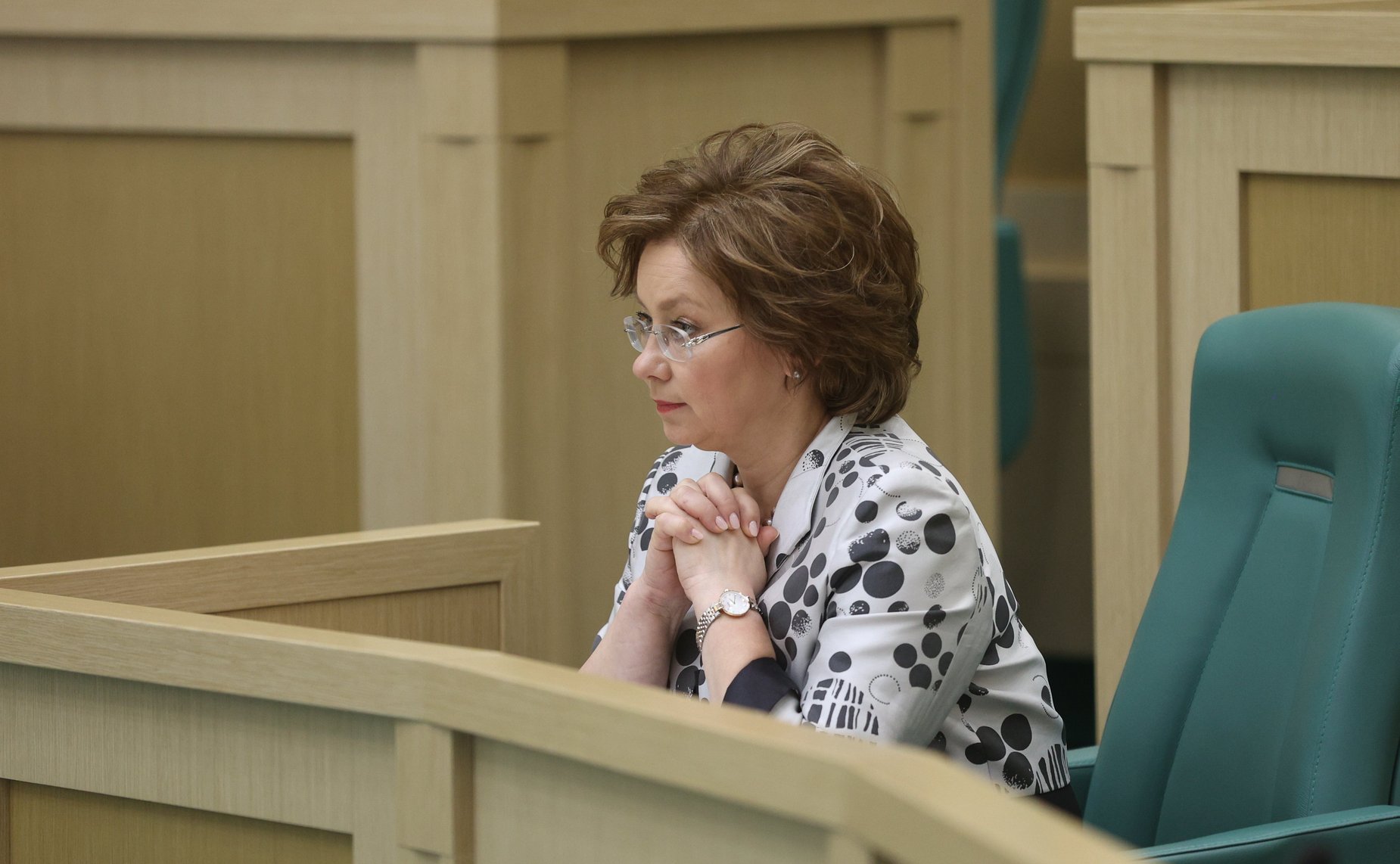 Пленарное заседание Х Парламентских встреч в рамках ХХХ Международных образовательных чтений «К 350-летию со дня рождения Петра I: секулярный мир и религиозность»