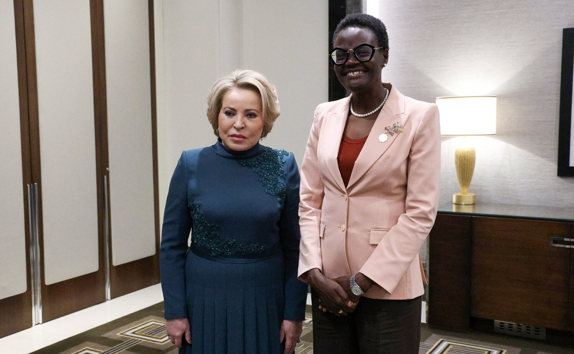 Валентина Матвиенко провела встречу с Президентом МПС Тулией Эксон